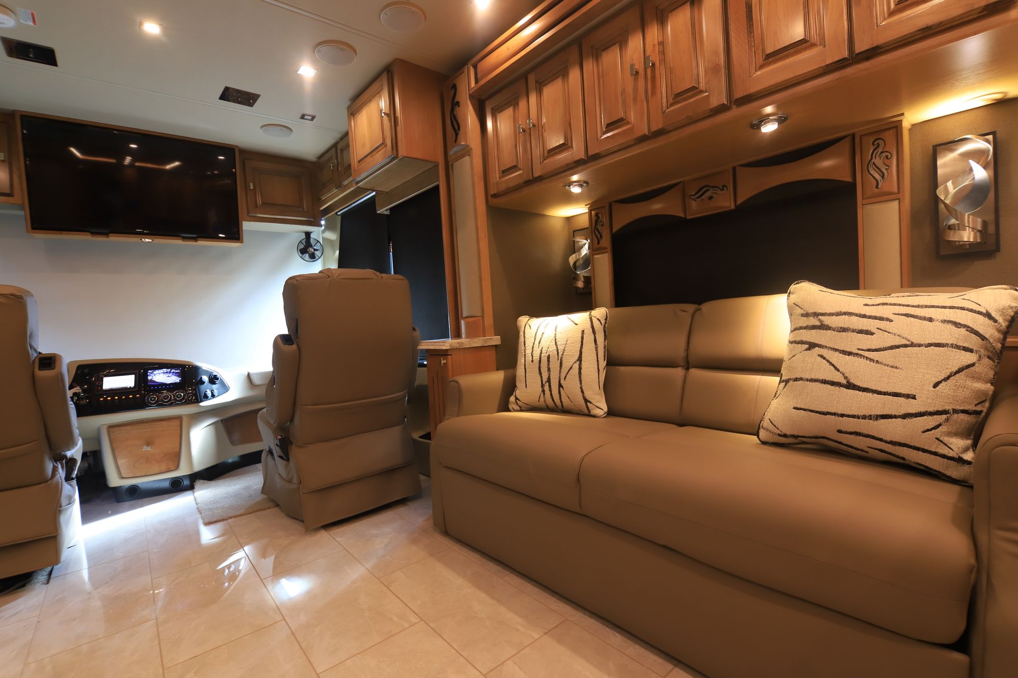 New 2019 Tiffin Motor Homes Phaeton BUNKS Class A  For Sale