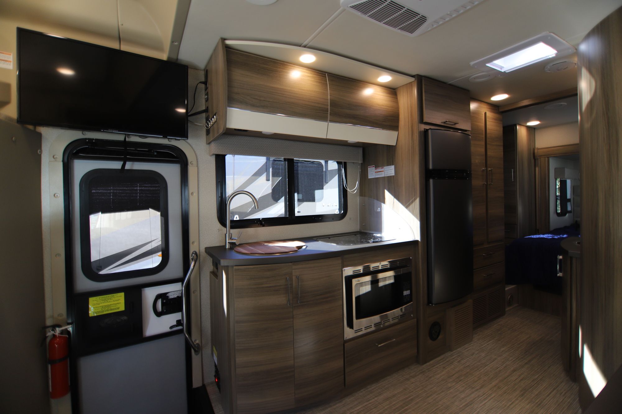 Used 2018 Jayco Melbourne Prestige 24KP Class C  For Sale