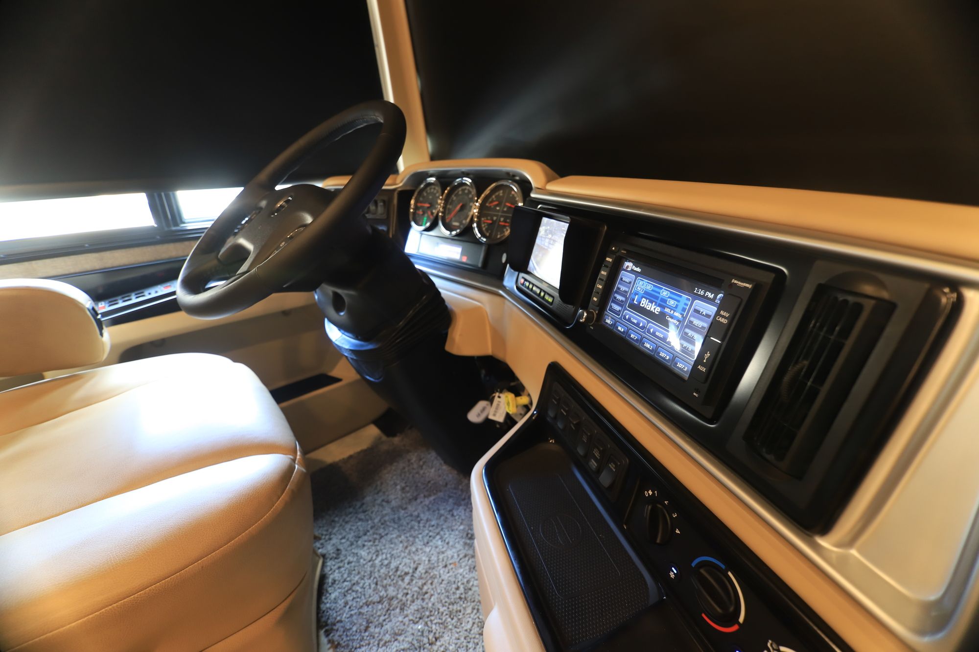 New 2019 Newmar Ventana Le 3426 Class A  For Sale