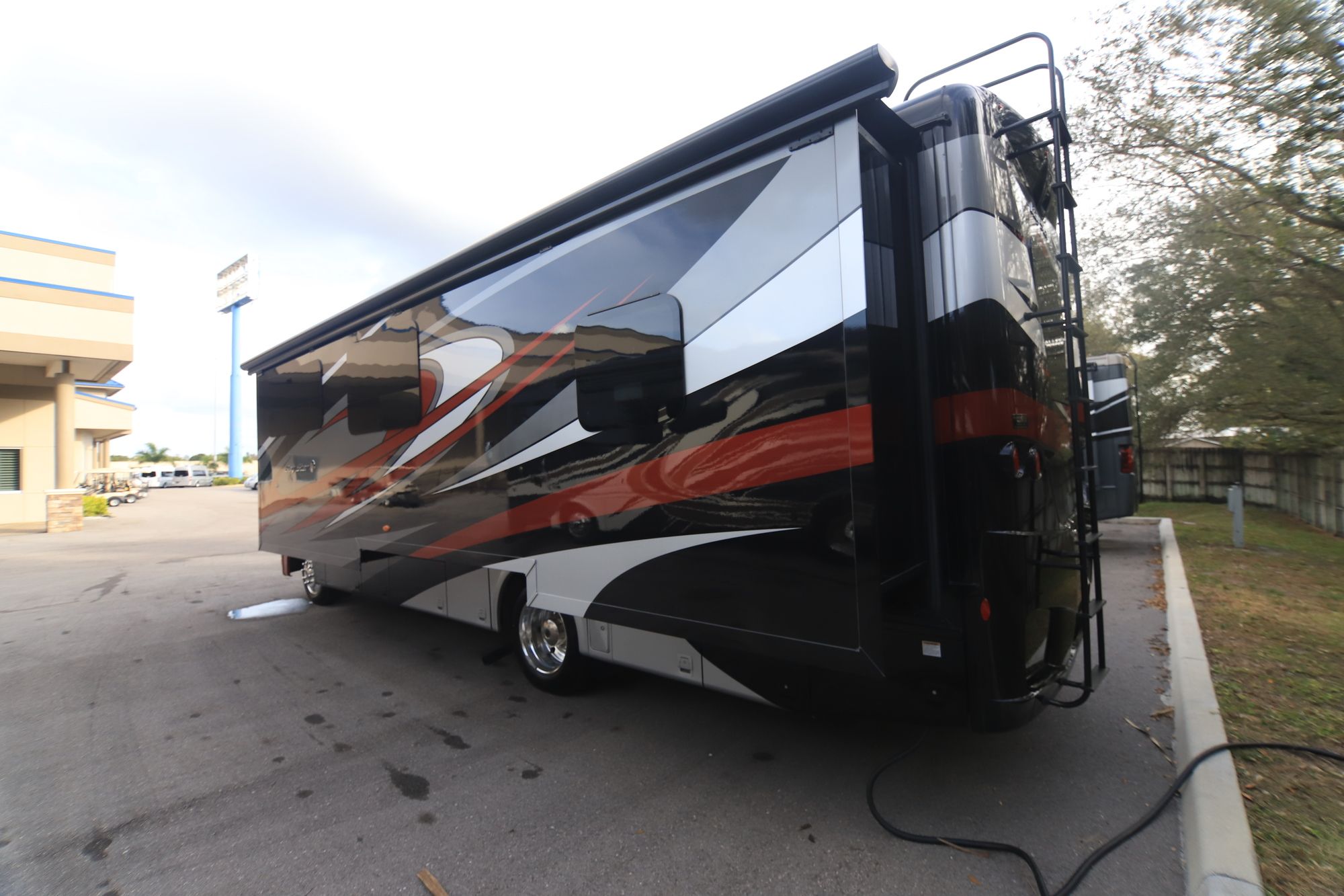 Used 2018 Newmar Bay Star 3124 Class A  For Sale