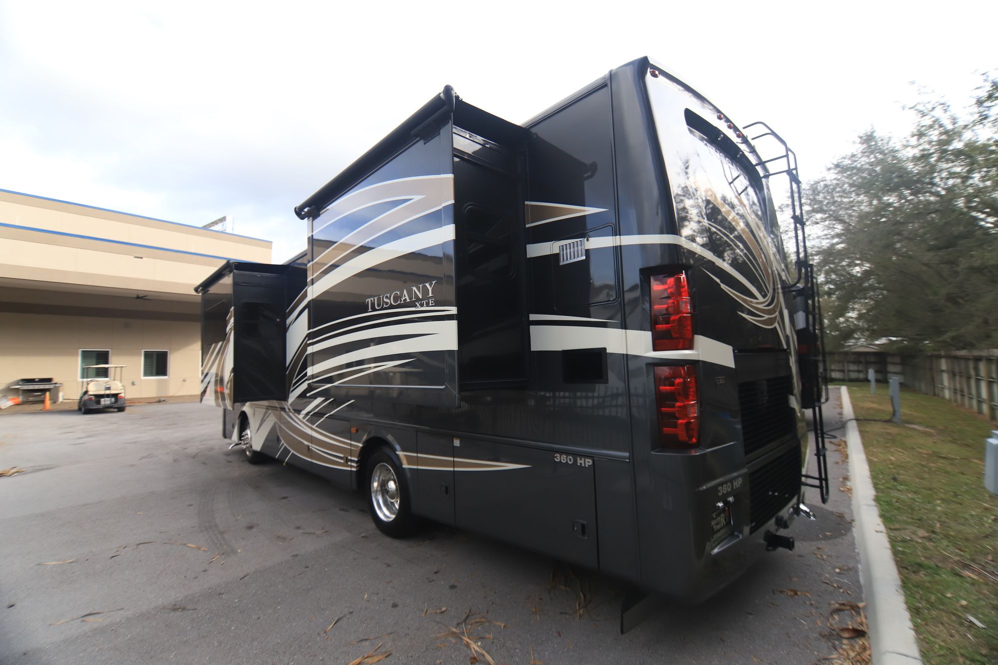 Used 2015 Thor Tuscany Xte 34ST Class A  For Sale