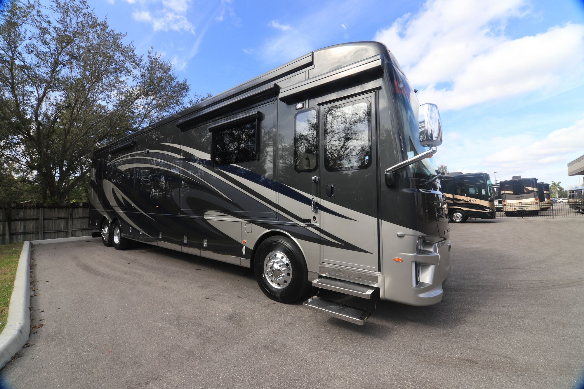 New 2019 Newmar Dutch Star 4328 Class A  For Sale