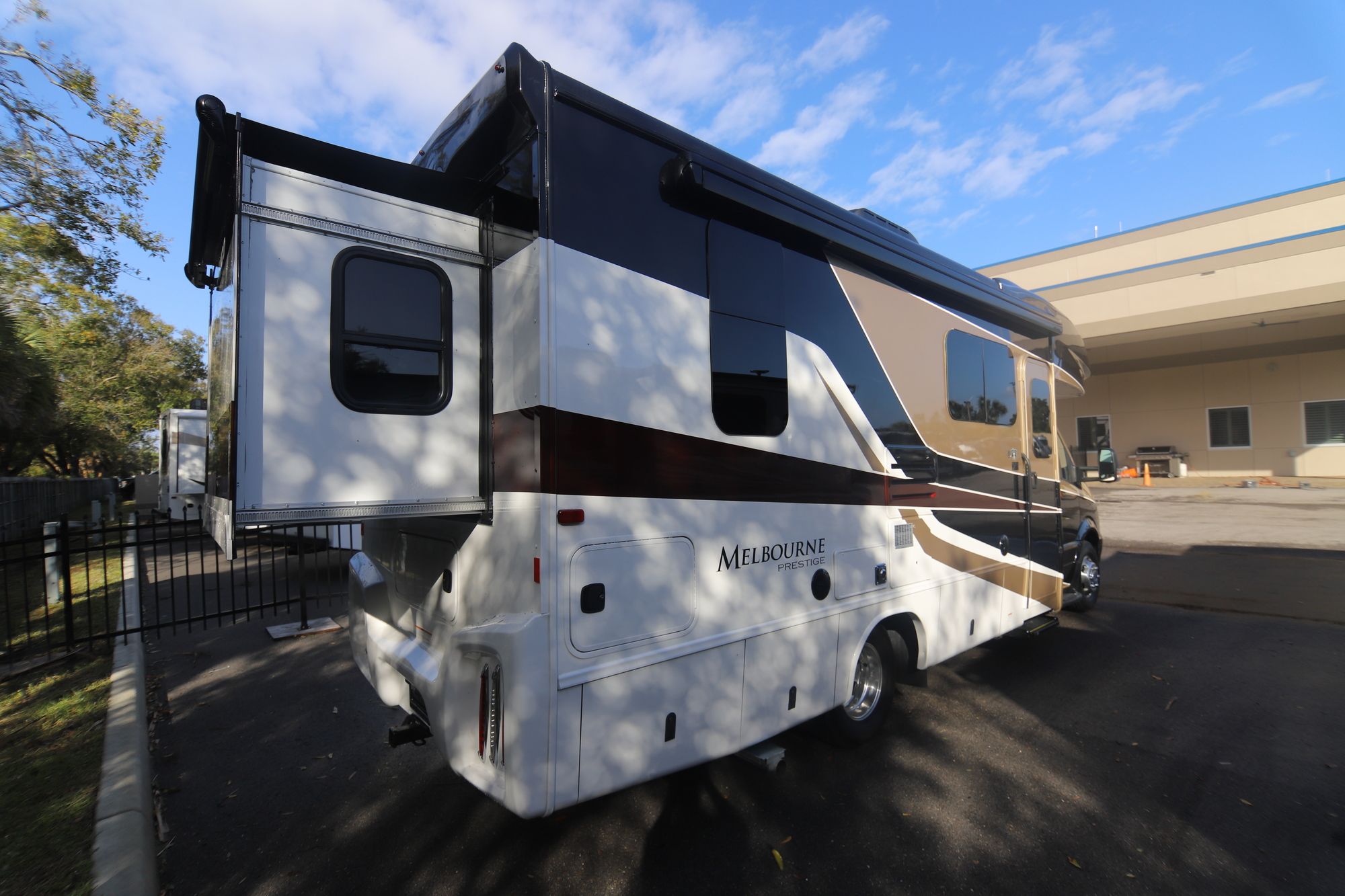 Used 2018 Jayco Melbourne Prestige 24KP Class C  For Sale