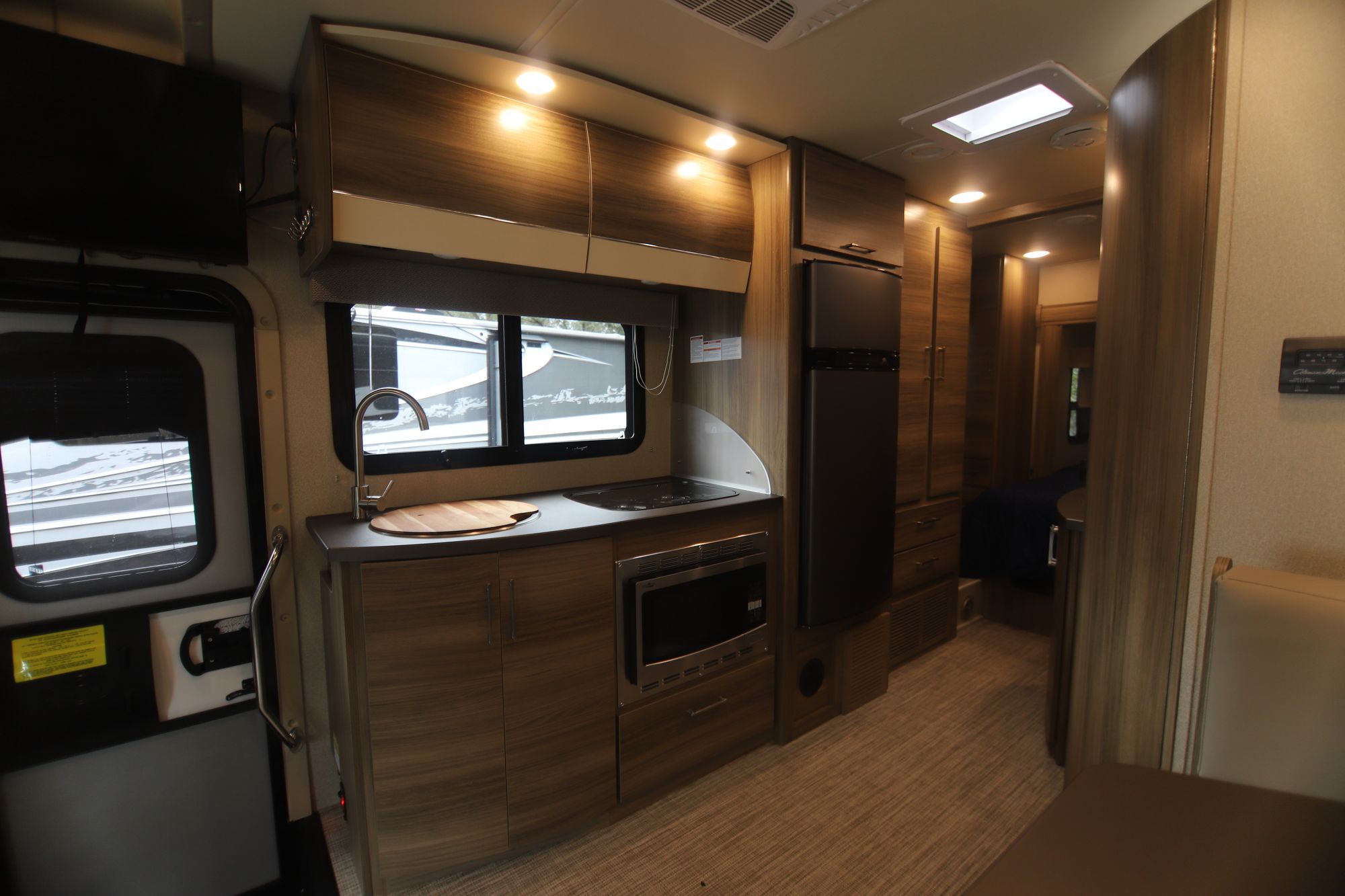 Used 2018 Jayco Melbourne Prestige 24KP Class C  For Sale