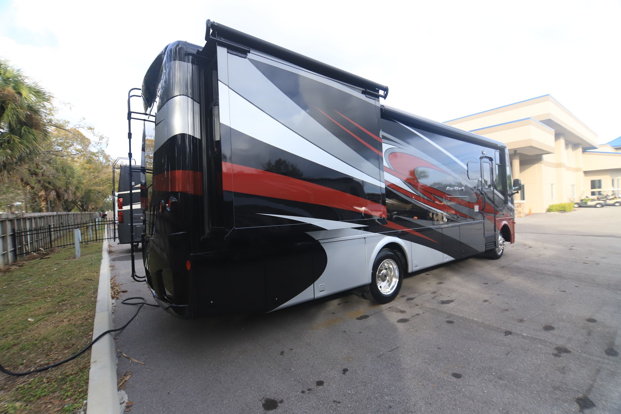 Used 2018 Newmar Bay Star 3124 Class A  For Sale