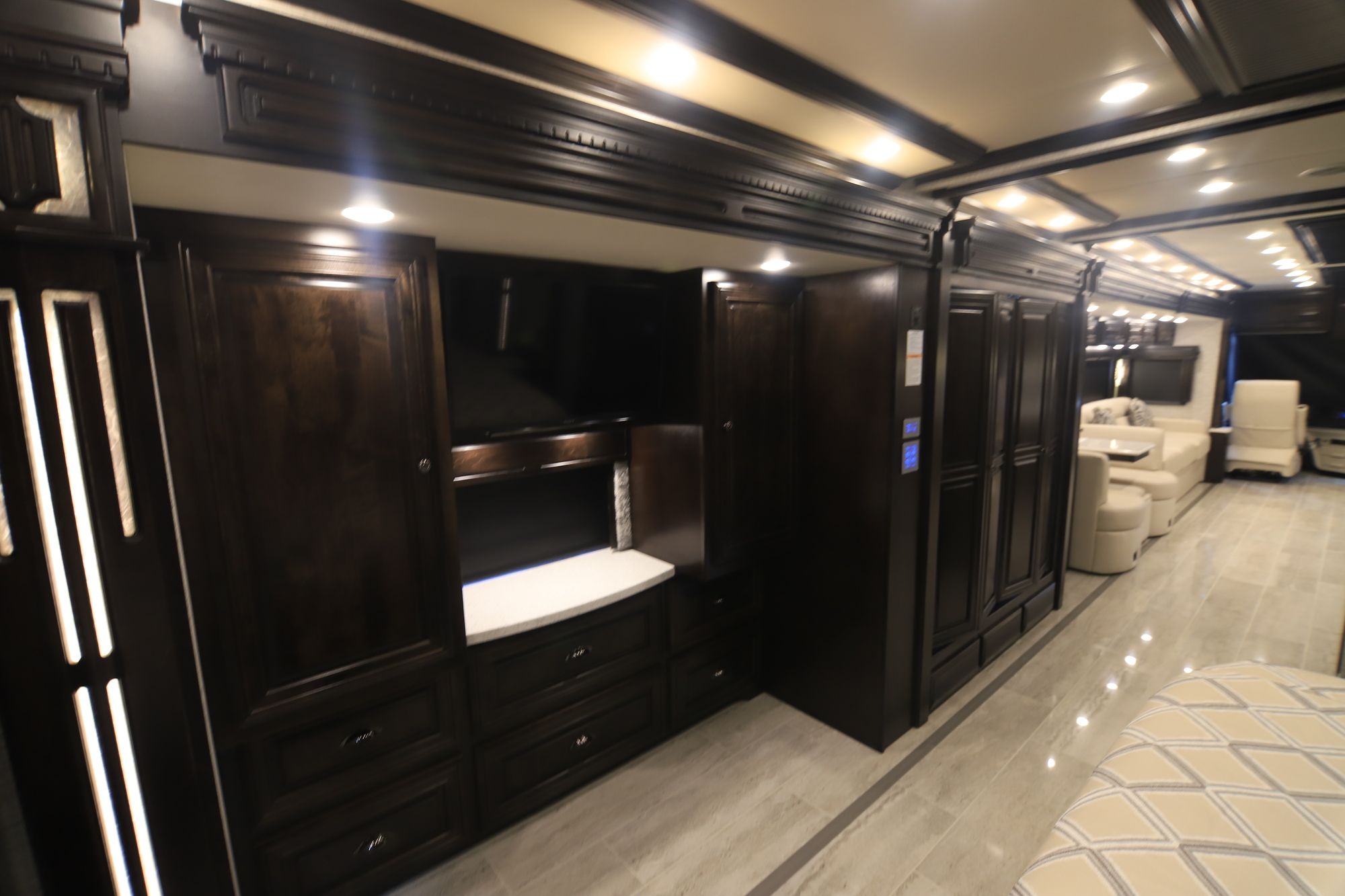 New 2019 Newmar Dutch Star 4326 Class A  For Sale