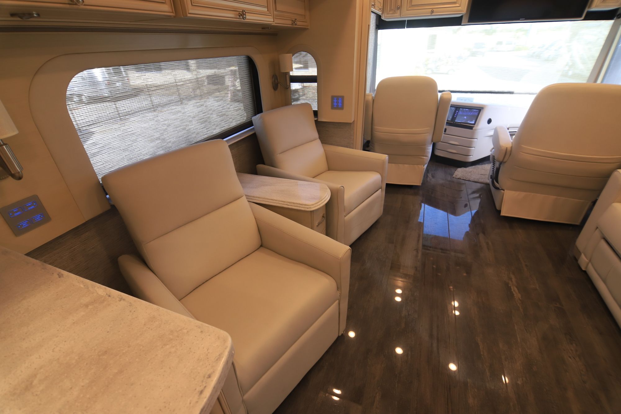 New 2019 Newmar Essex 4533 Class A  For Sale