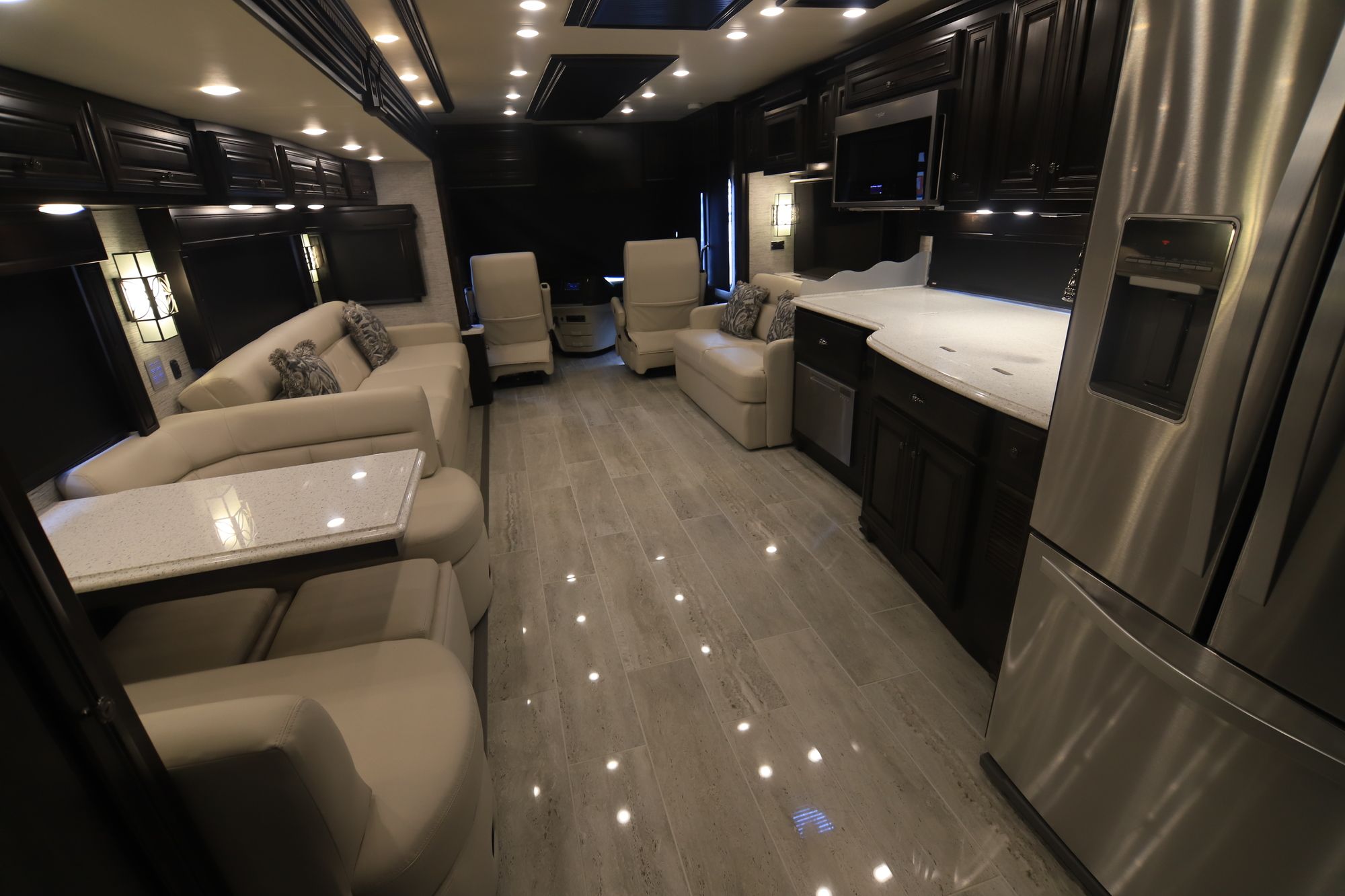 New 2019 Newmar Dutch Star 4326 Class A  For Sale