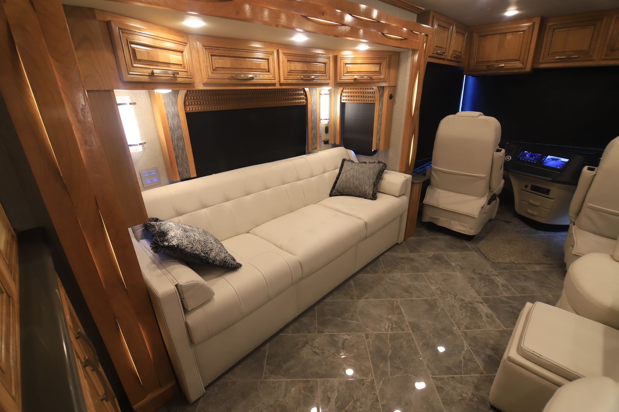 New 2019 Newmar New Aire 3343 Class A  For Sale