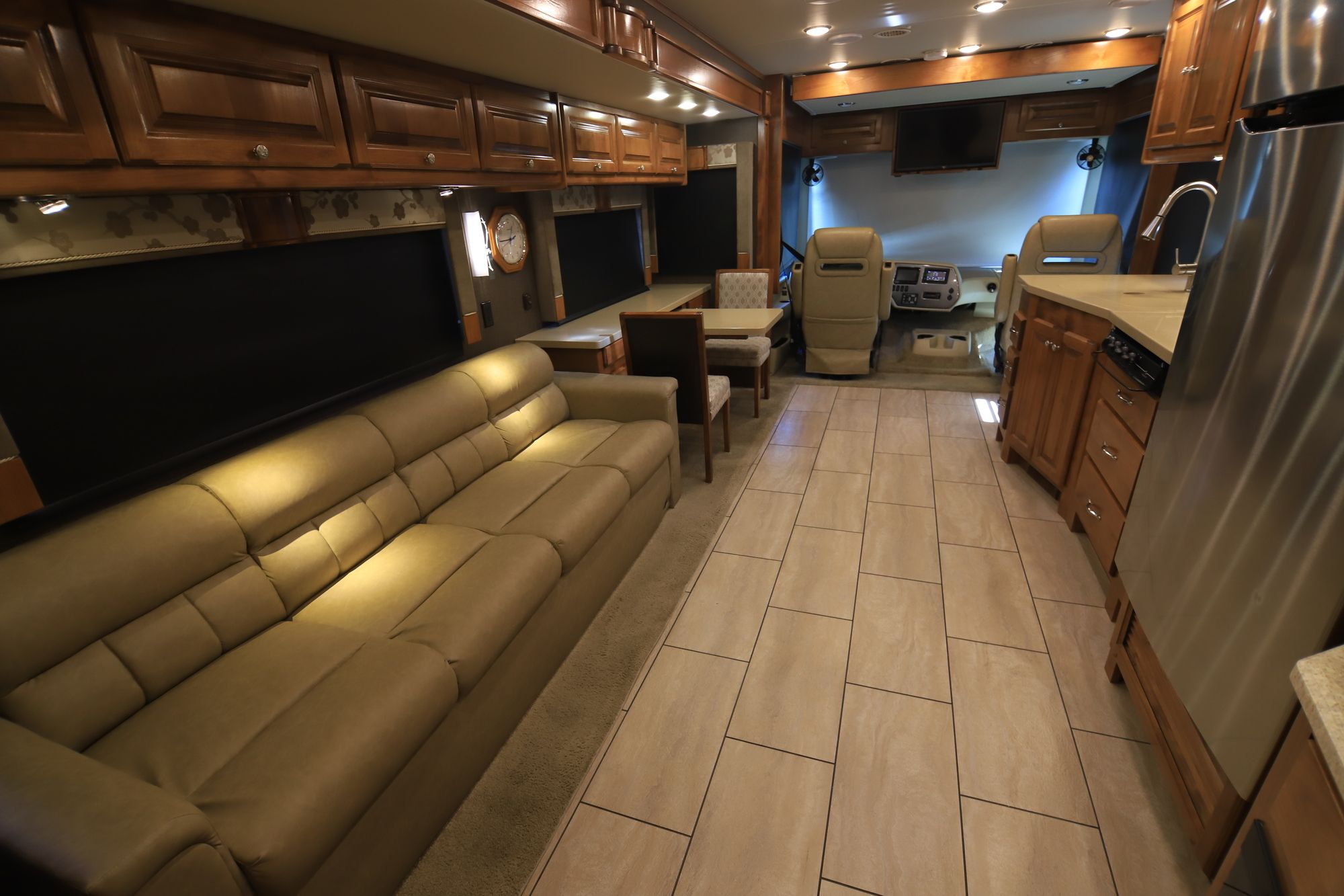 Used 2016 Tiffin Motor Homes Allegro 32SA Class A  For Sale