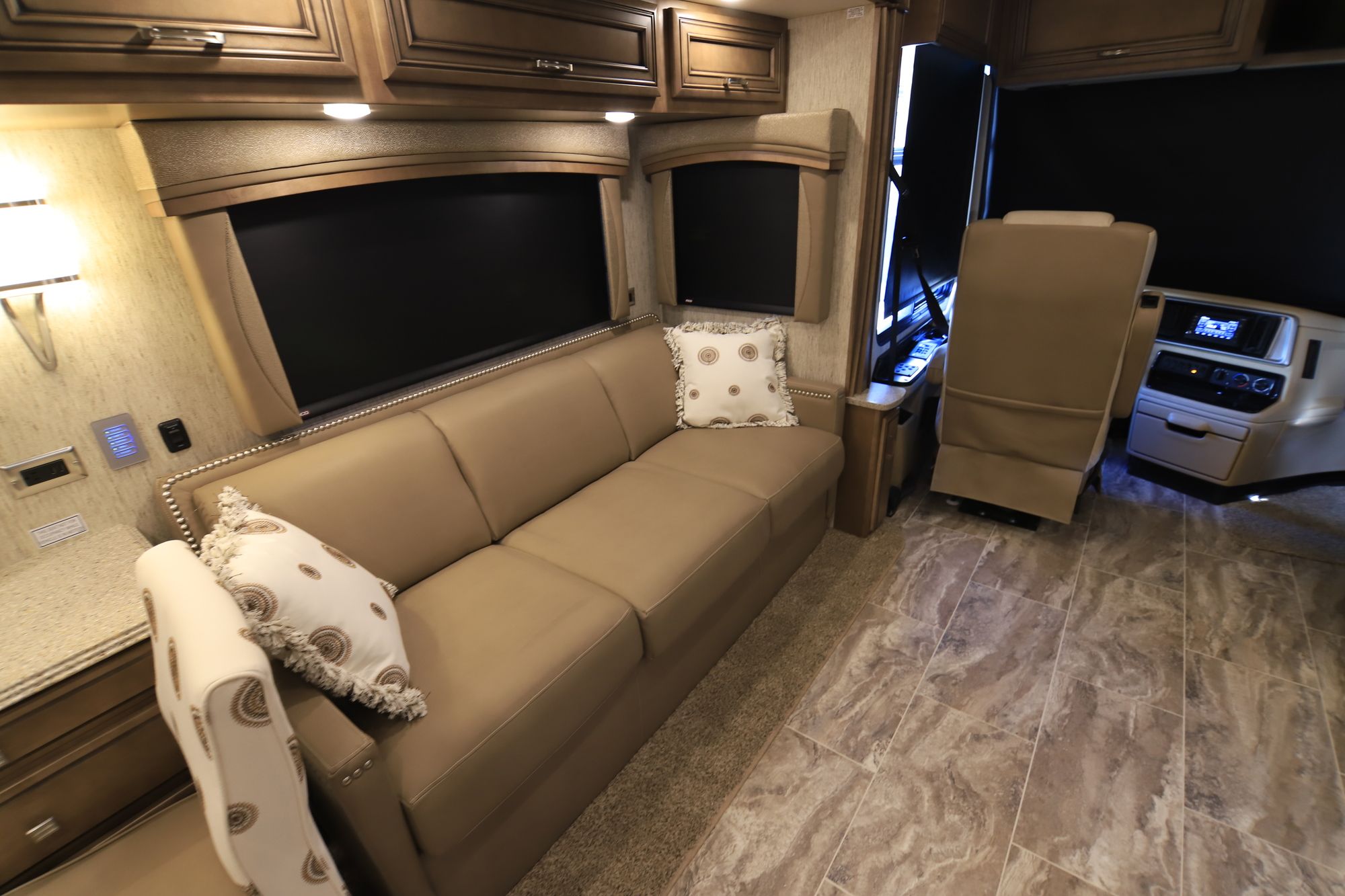 New 2019 Newmar Ventana Le 3709 Class A  For Sale