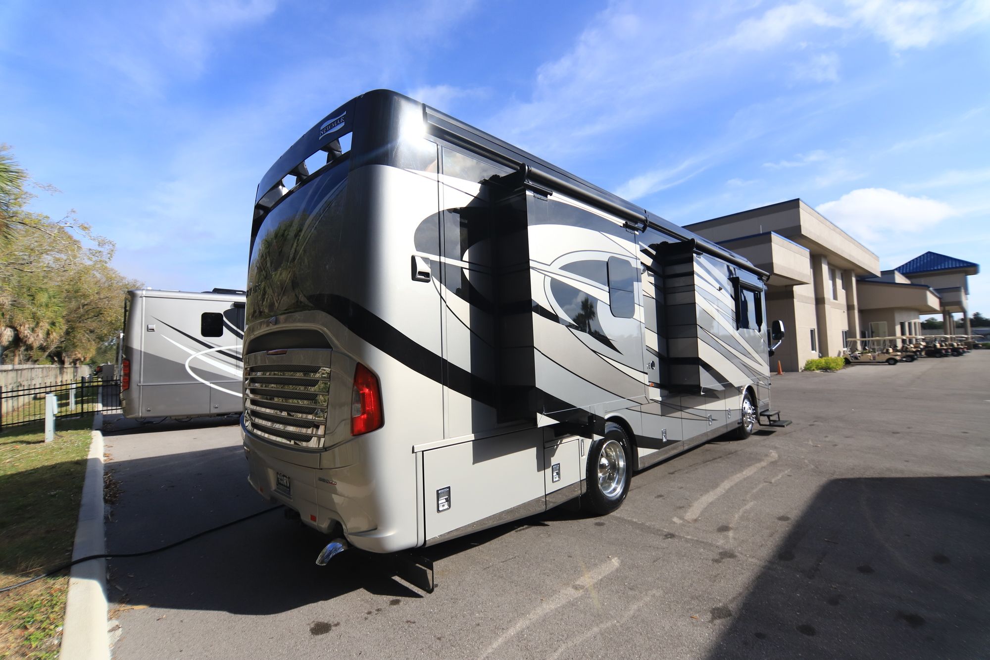 Used 2018 Newmar New Aire 3341 Class A  For Sale