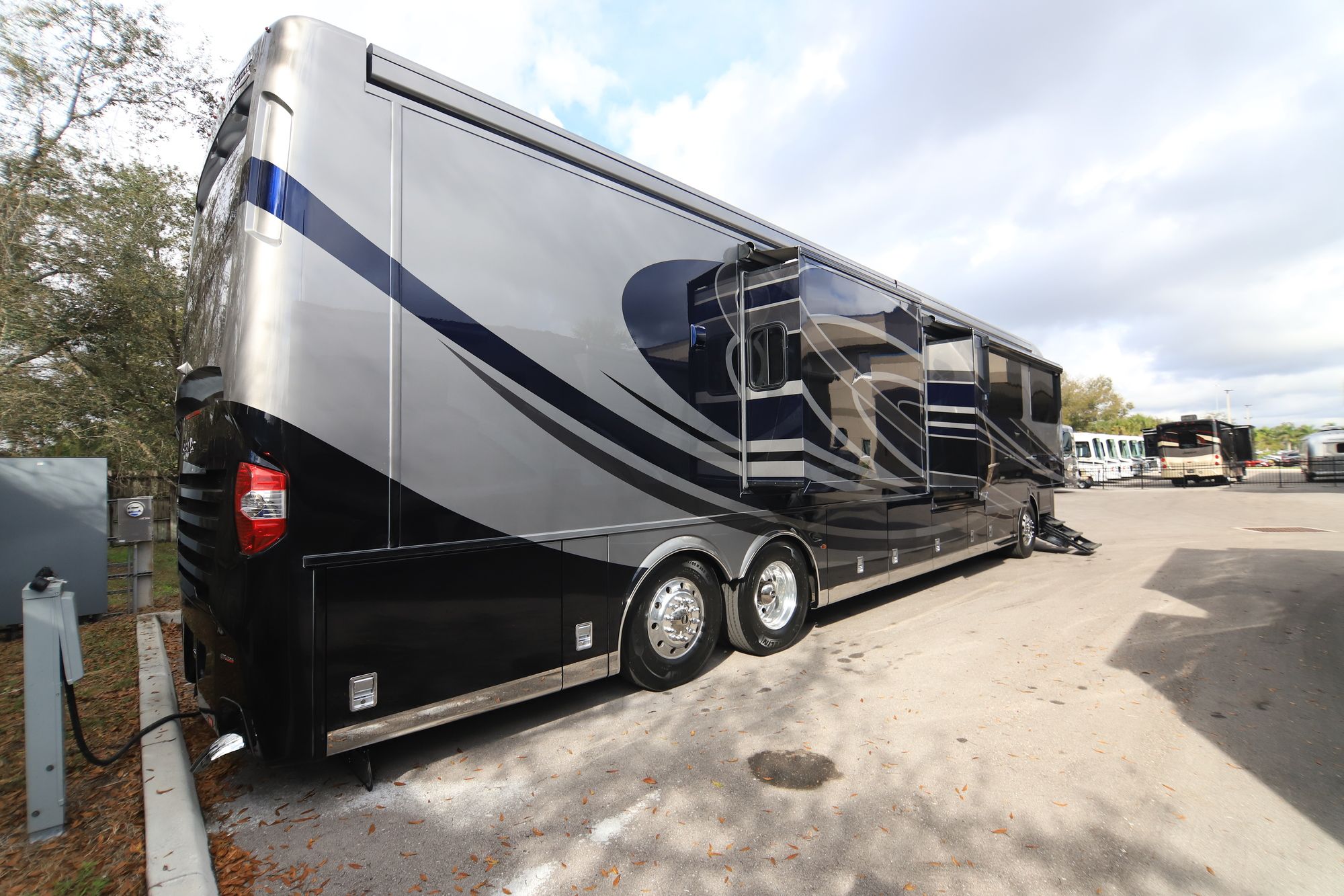 New 2019 Newmar London Aire 4533 Class A  For Sale