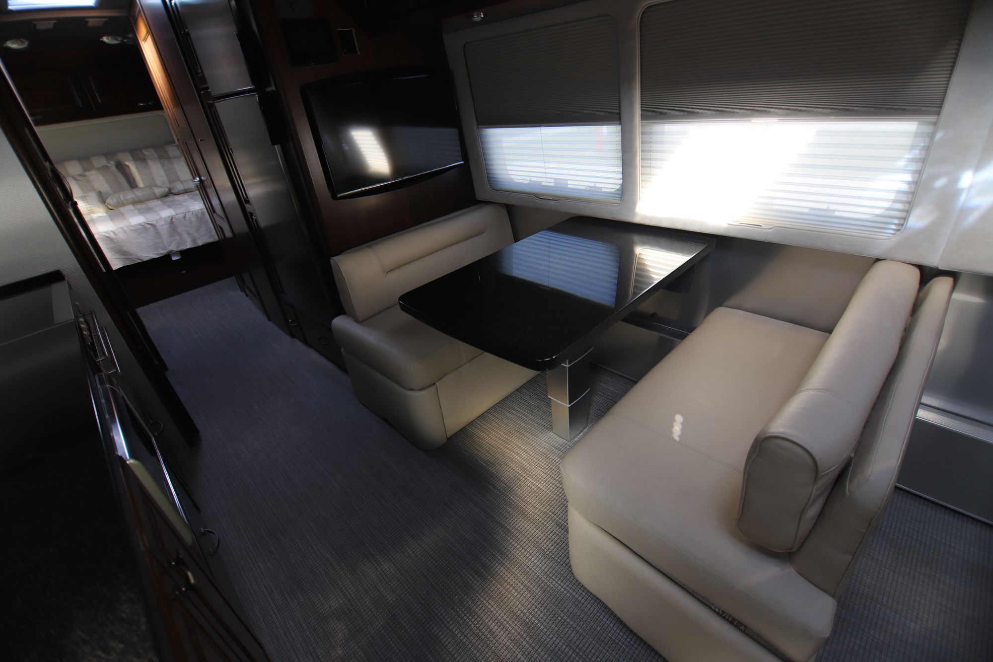 Used 2018 Airstream Classic 30RB Travel Trailer  For Sale