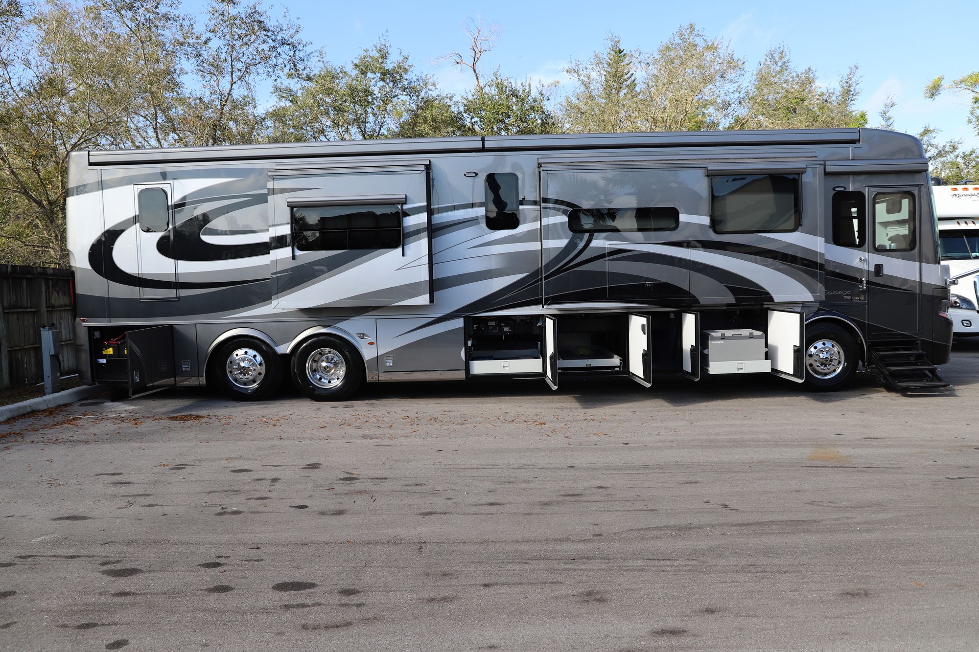 New 2019 Newmar Essex 4551 Class A  For Sale