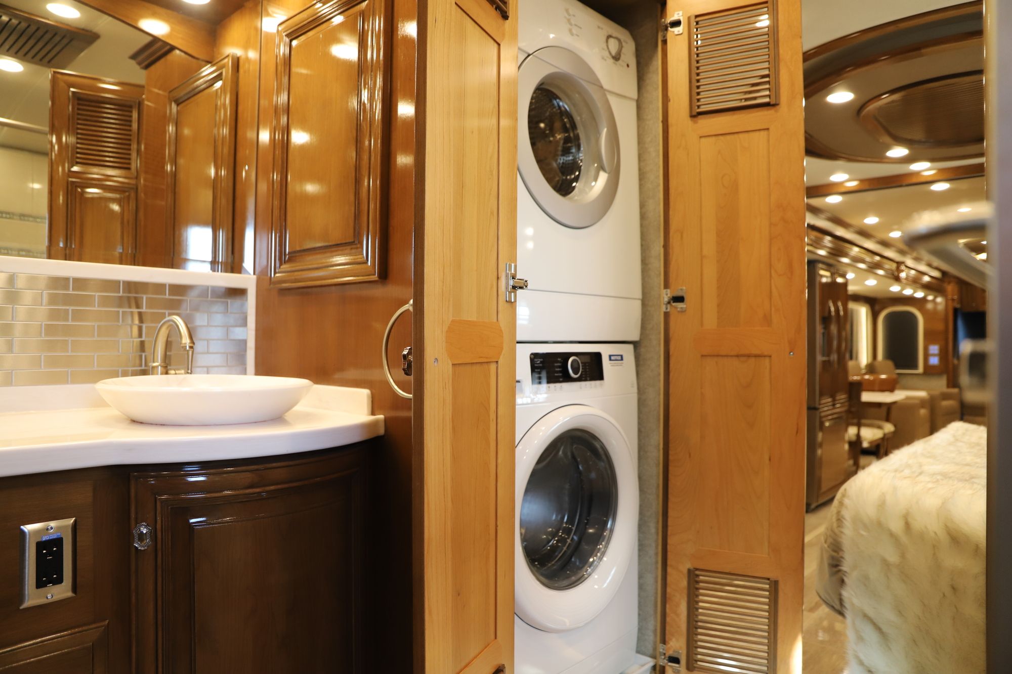 New 2019 Newmar Essex 4551 Class A  For Sale