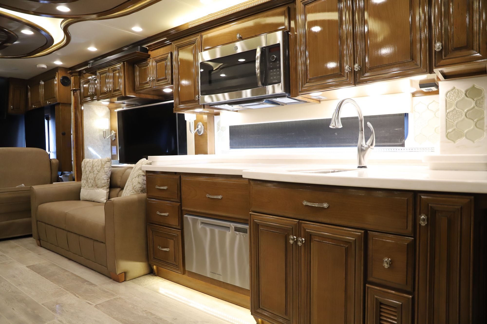 New 2019 Newmar Essex 4551 Class A  For Sale