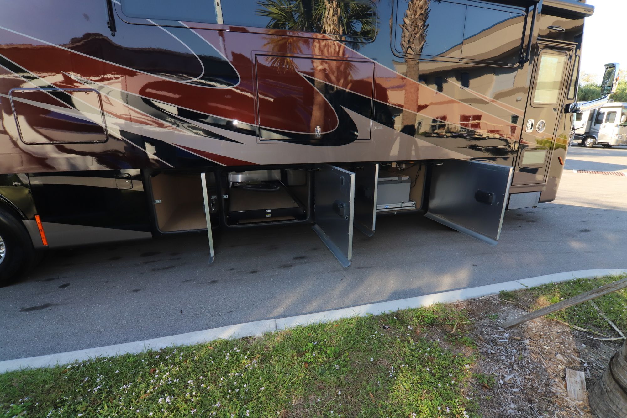 New 2019 Tiffin Motor Homes Allegro Bus 37AP Class A  For Sale