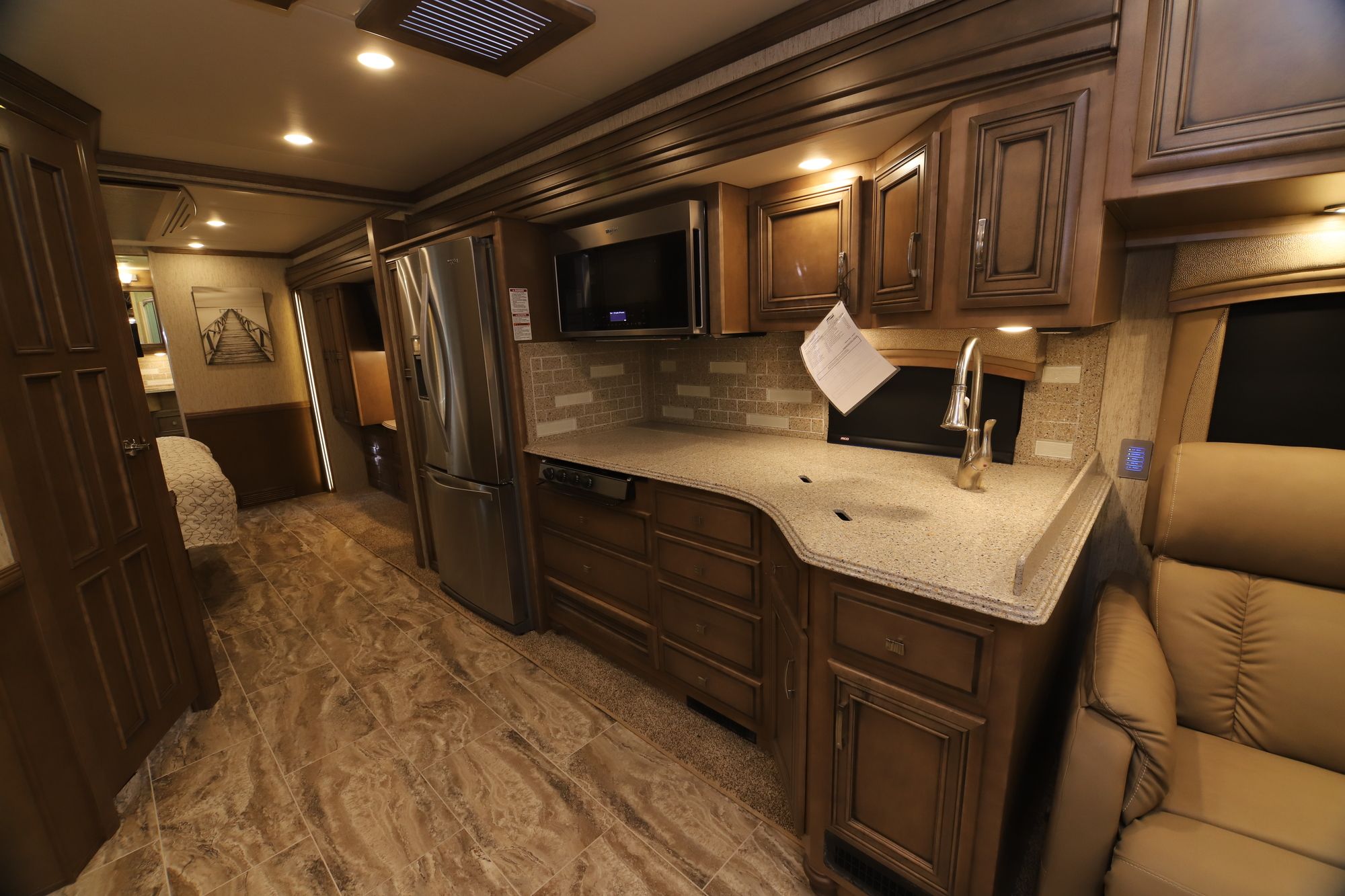 New 2019 Newmar Ventana Le 4002 Class A  For Sale