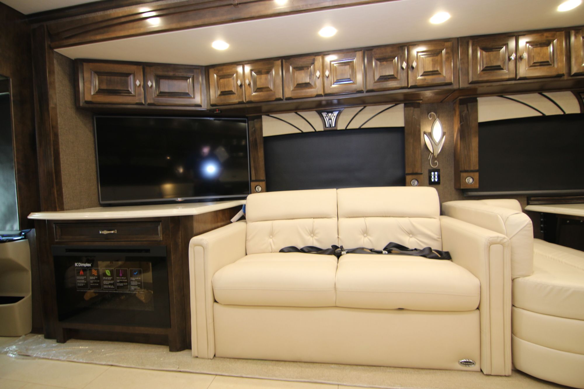 Used 2016 Tiffin Motor Homes Phaeton 44 OH Class A  For Sale