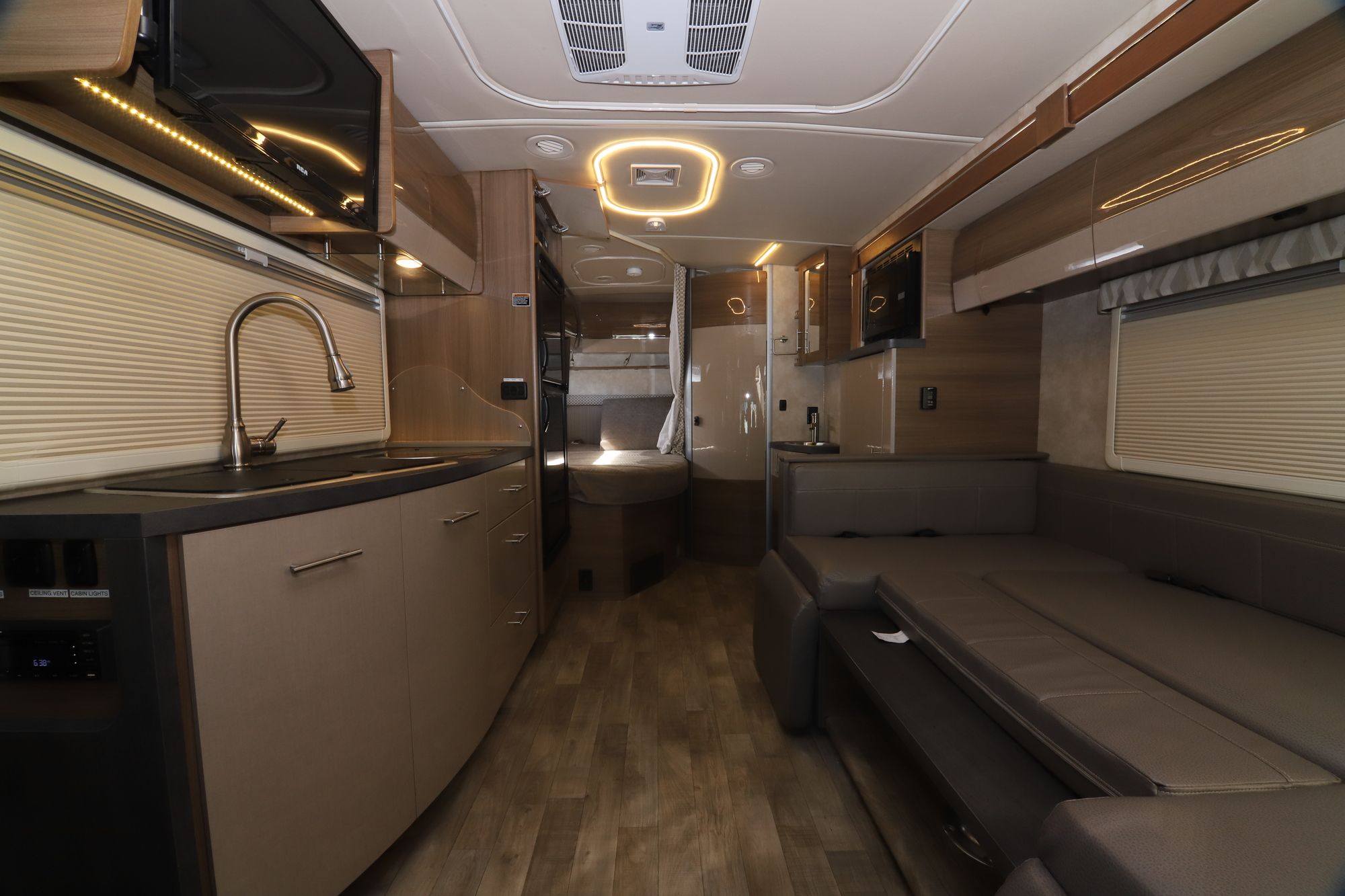 Used 2019 Winnebago View 24J Class C  For Sale