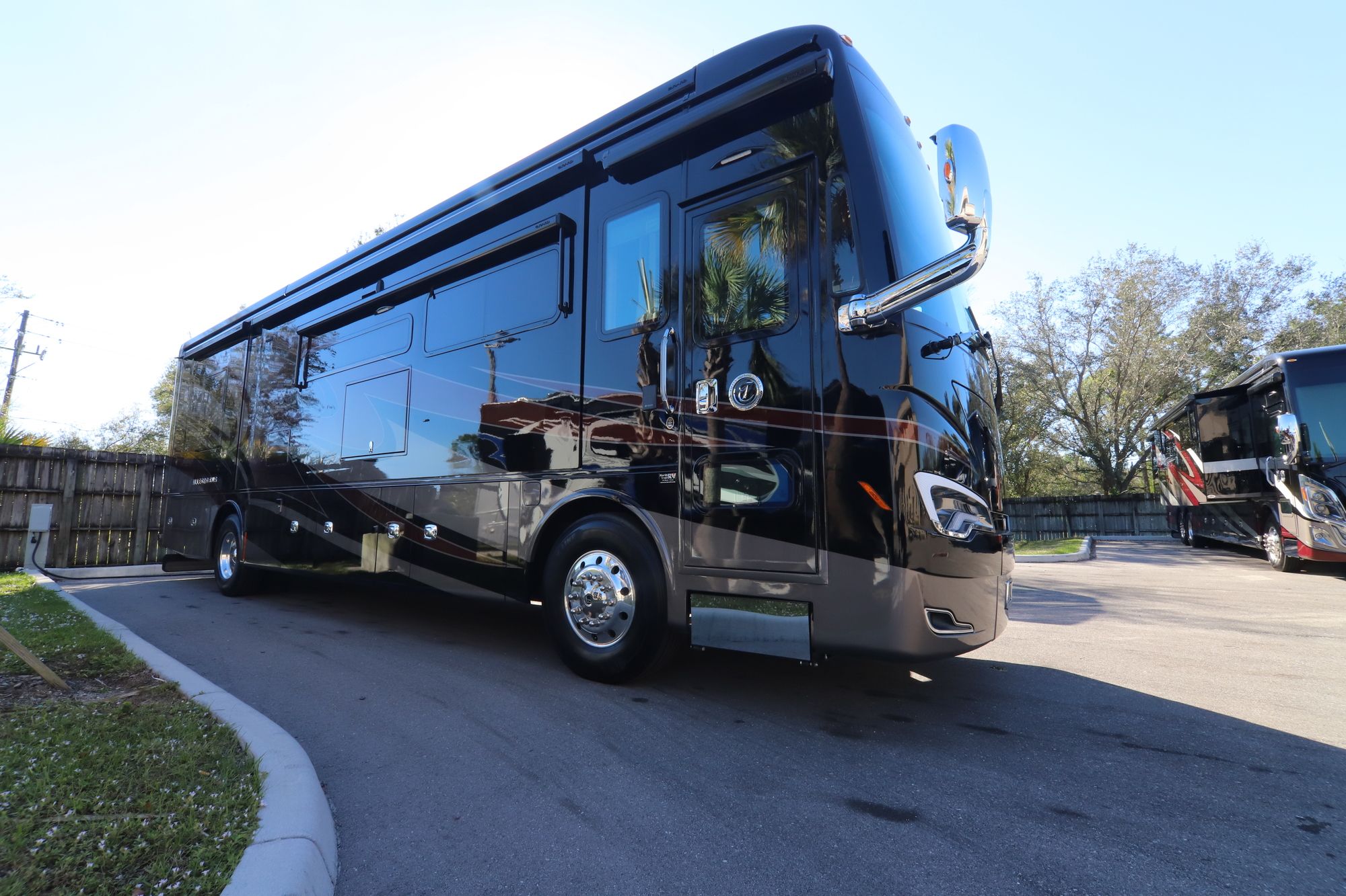 New 2019 Tiffin Motor Homes Allegro Bus 37AP Class A  For Sale