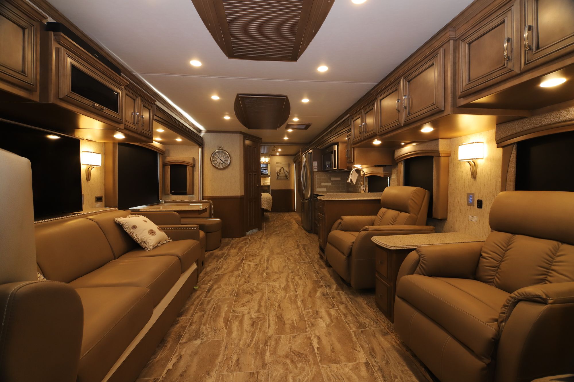 New 2019 Newmar Ventana Le 4002 Class A  For Sale