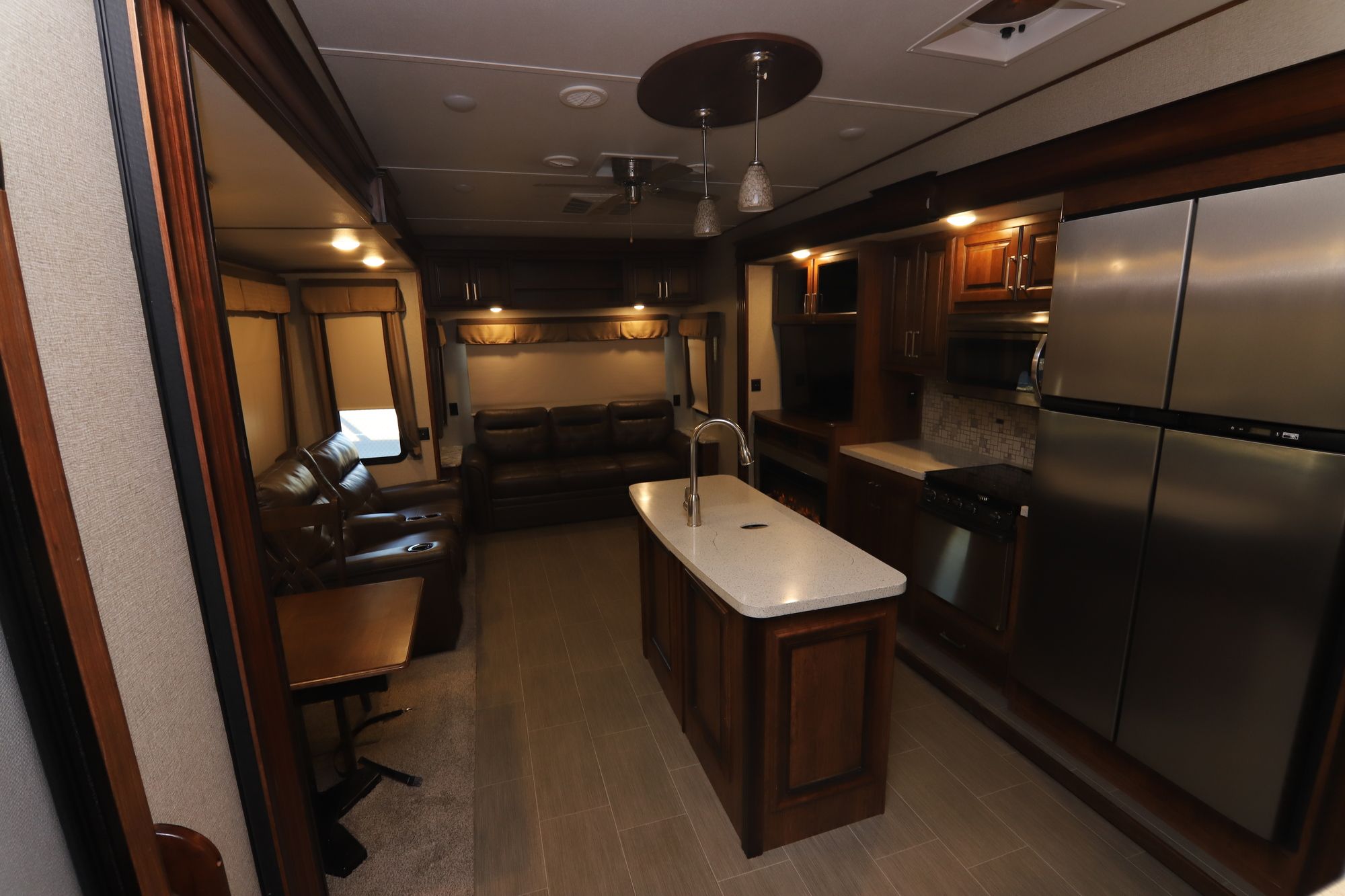 Used 2018 Keystone Avalanche 320RS Fifth Wheel  For Sale