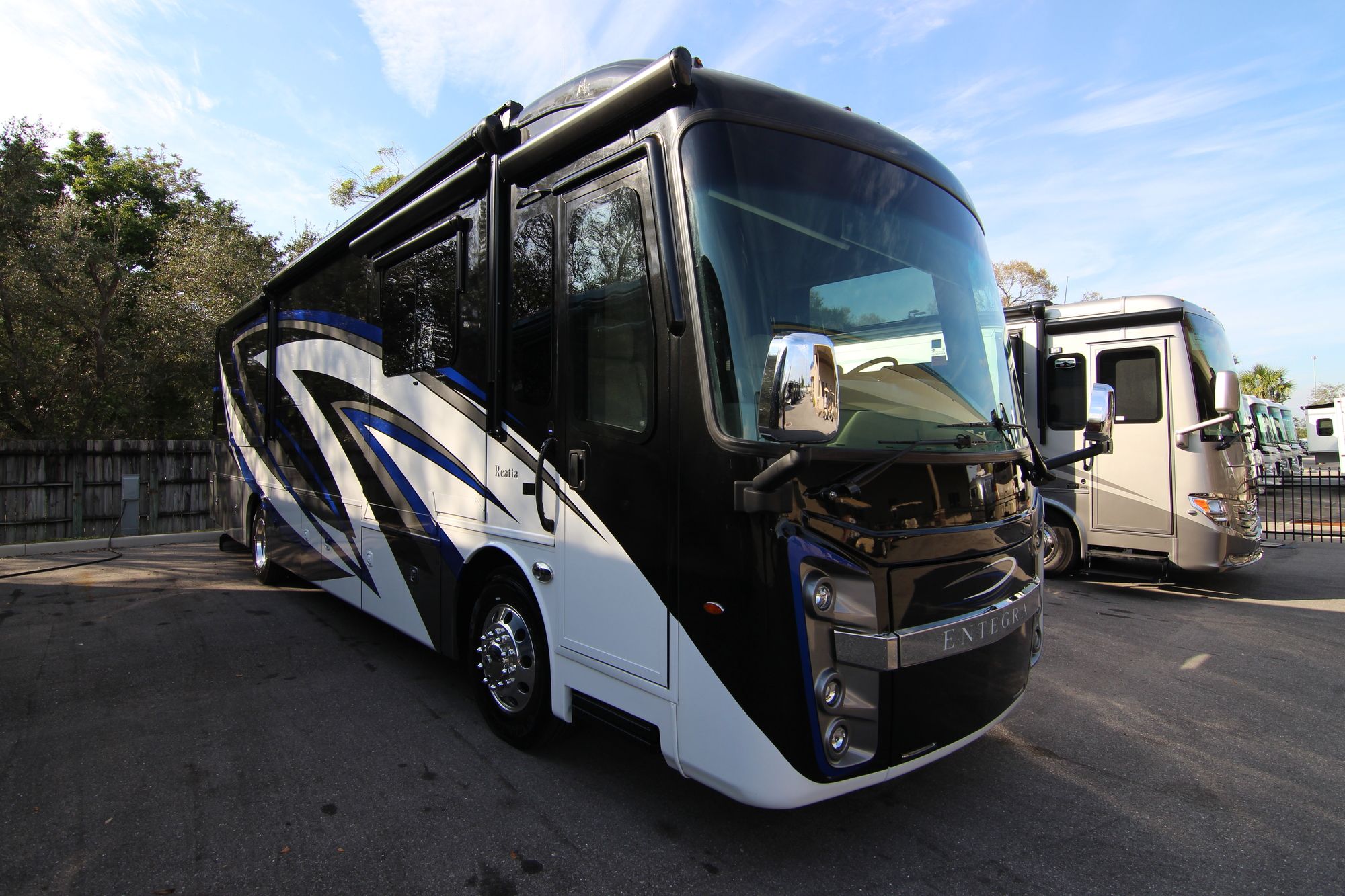 Used 2019 Entegra Reatta 37MB Class A  For Sale