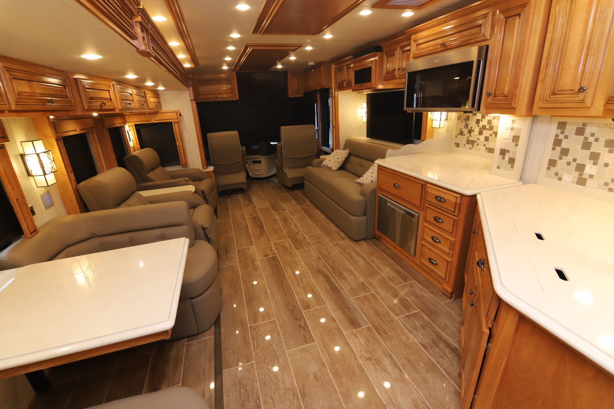 New 2019 Newmar Dutch Star 4328 Class A  For Sale