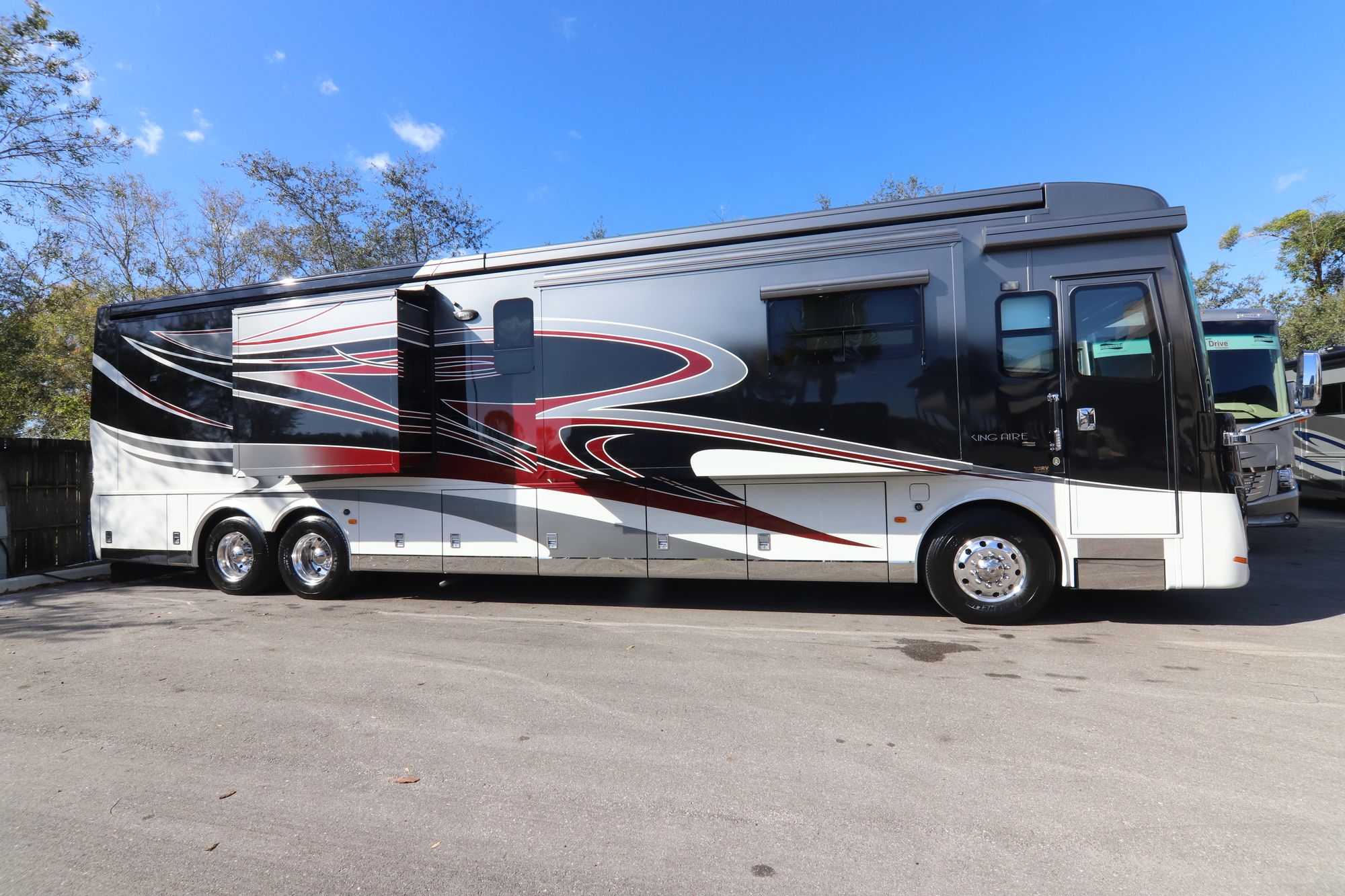 Used 2014 Newmar King Aire 4593 Class A  For Sale