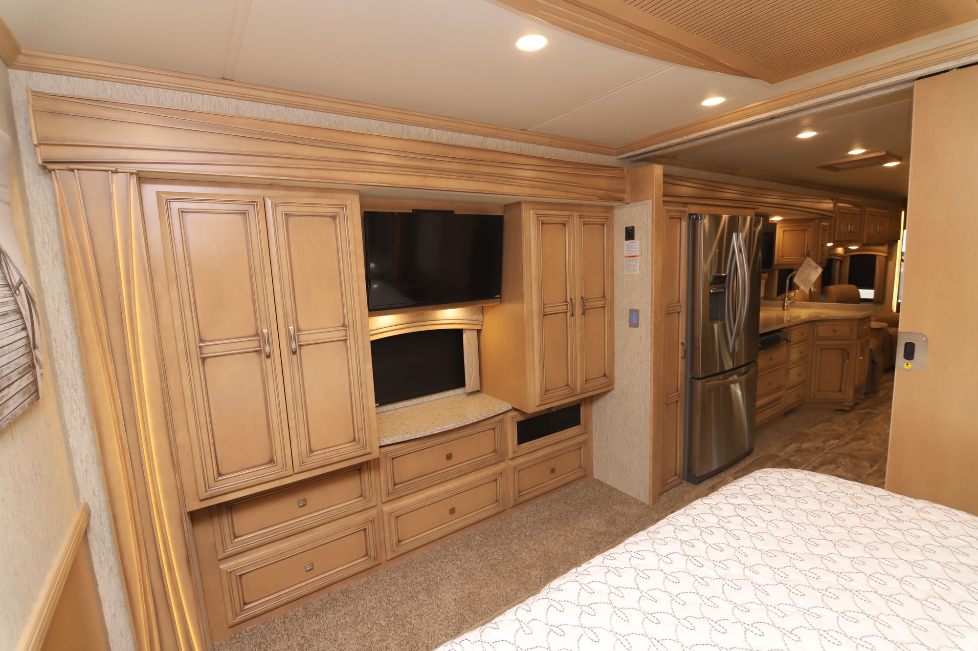 New 2019 Newmar Ventana Le 4002 Class A  For Sale