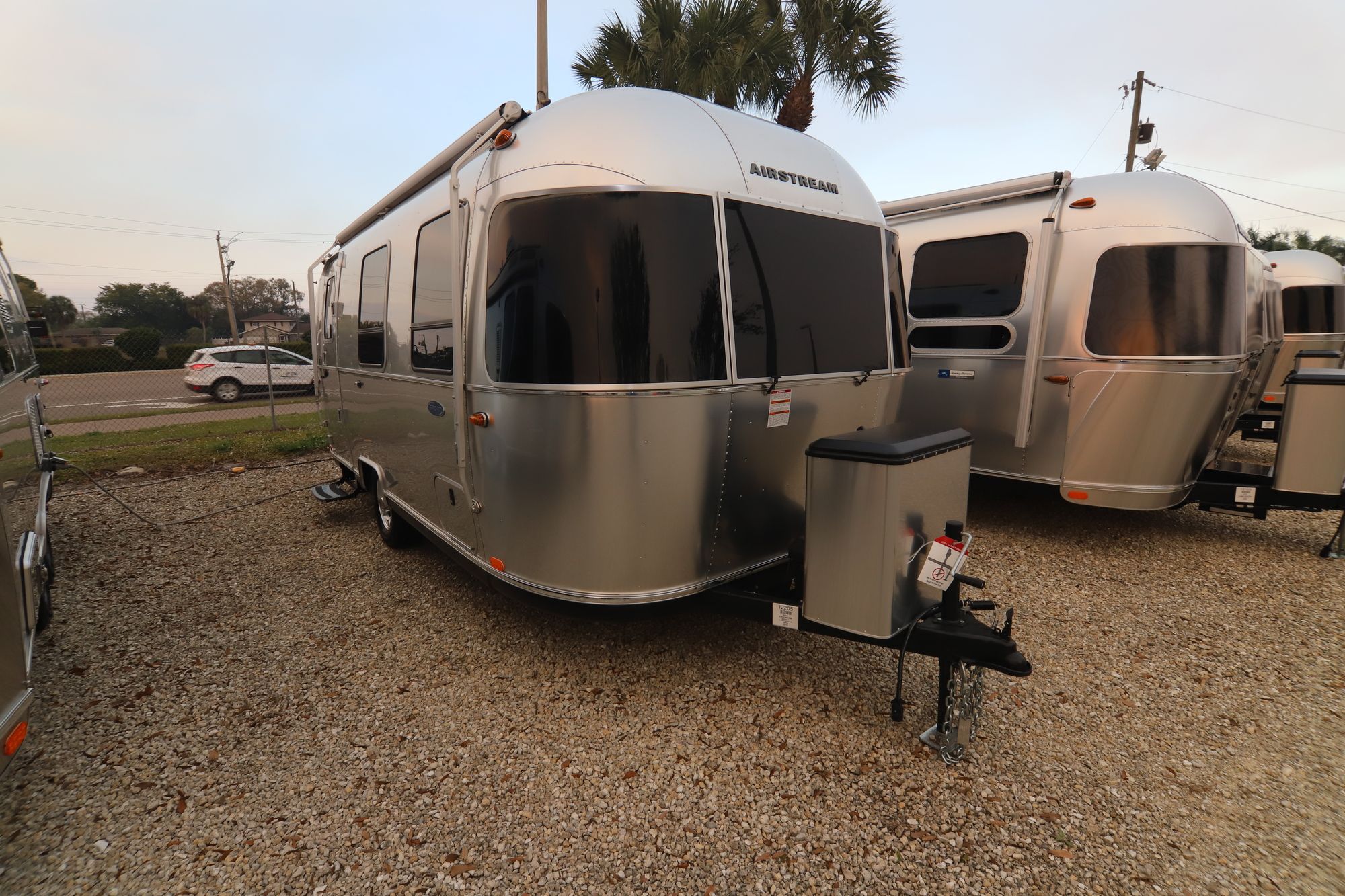 New 2019 Airstream Sport 22FB Travel Trailer  For Sale