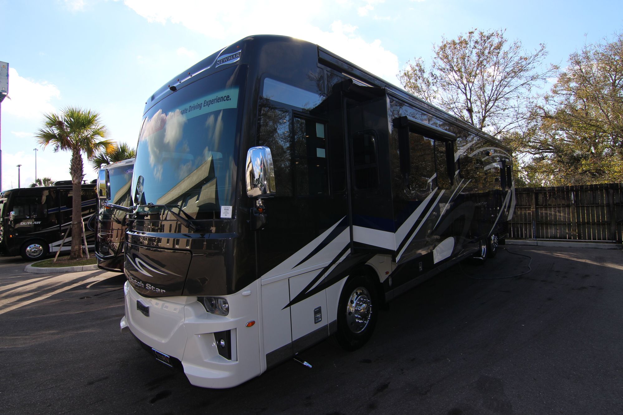 New 2019 Newmar Dutch Star 4002 Class A  For Sale