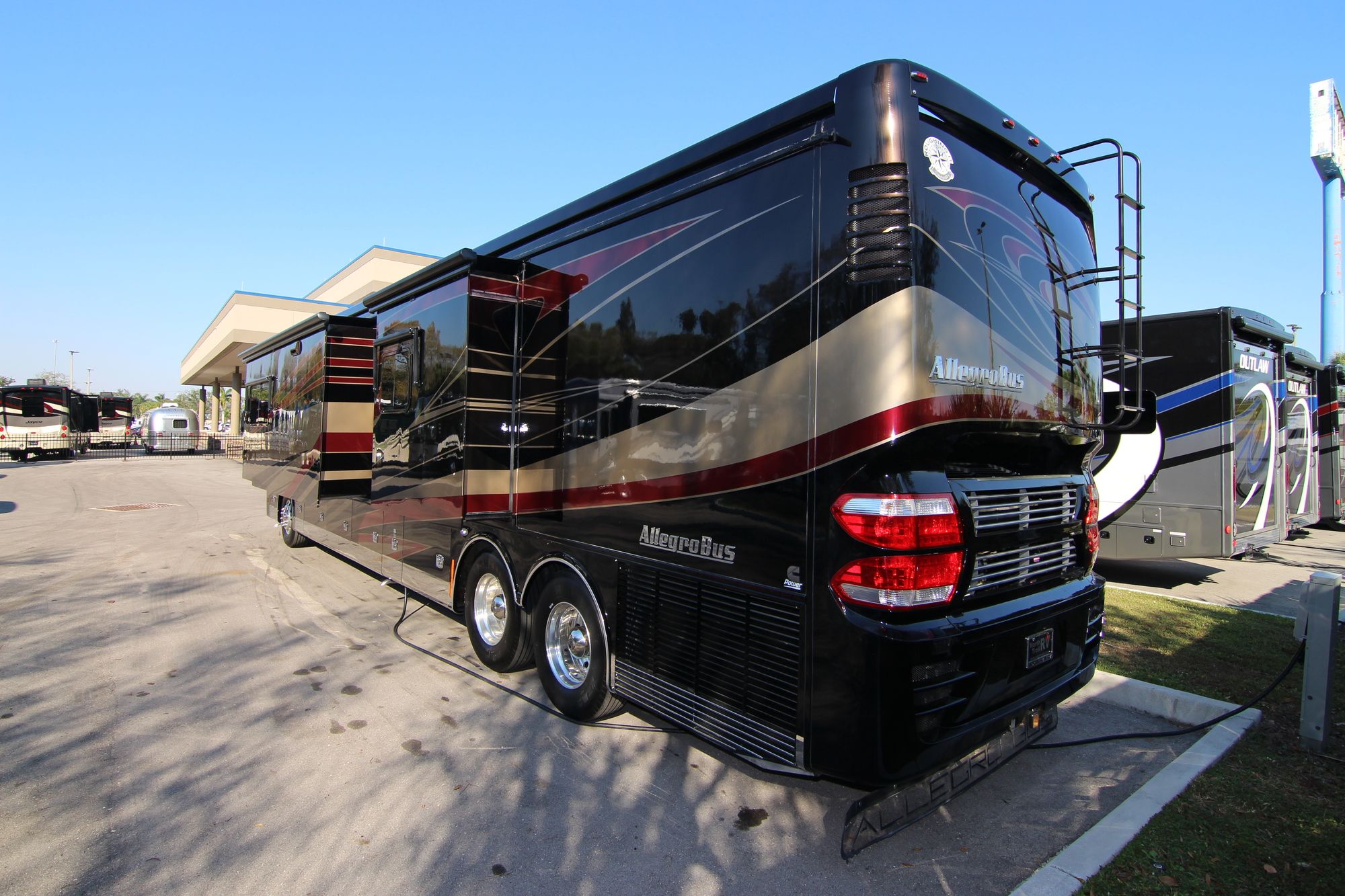 Used 2015 Tiffin Motor Homes Allegro Bus 45LP Class A  For Sale