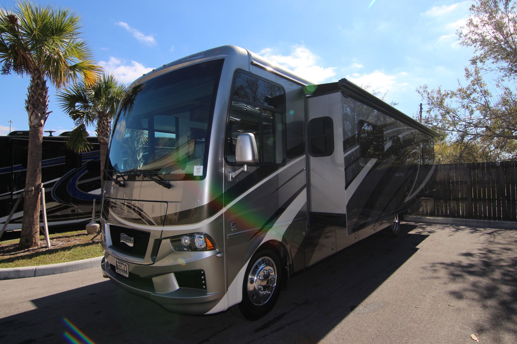 New 2019 Newmar Bay Star 3408 Class A  For Sale