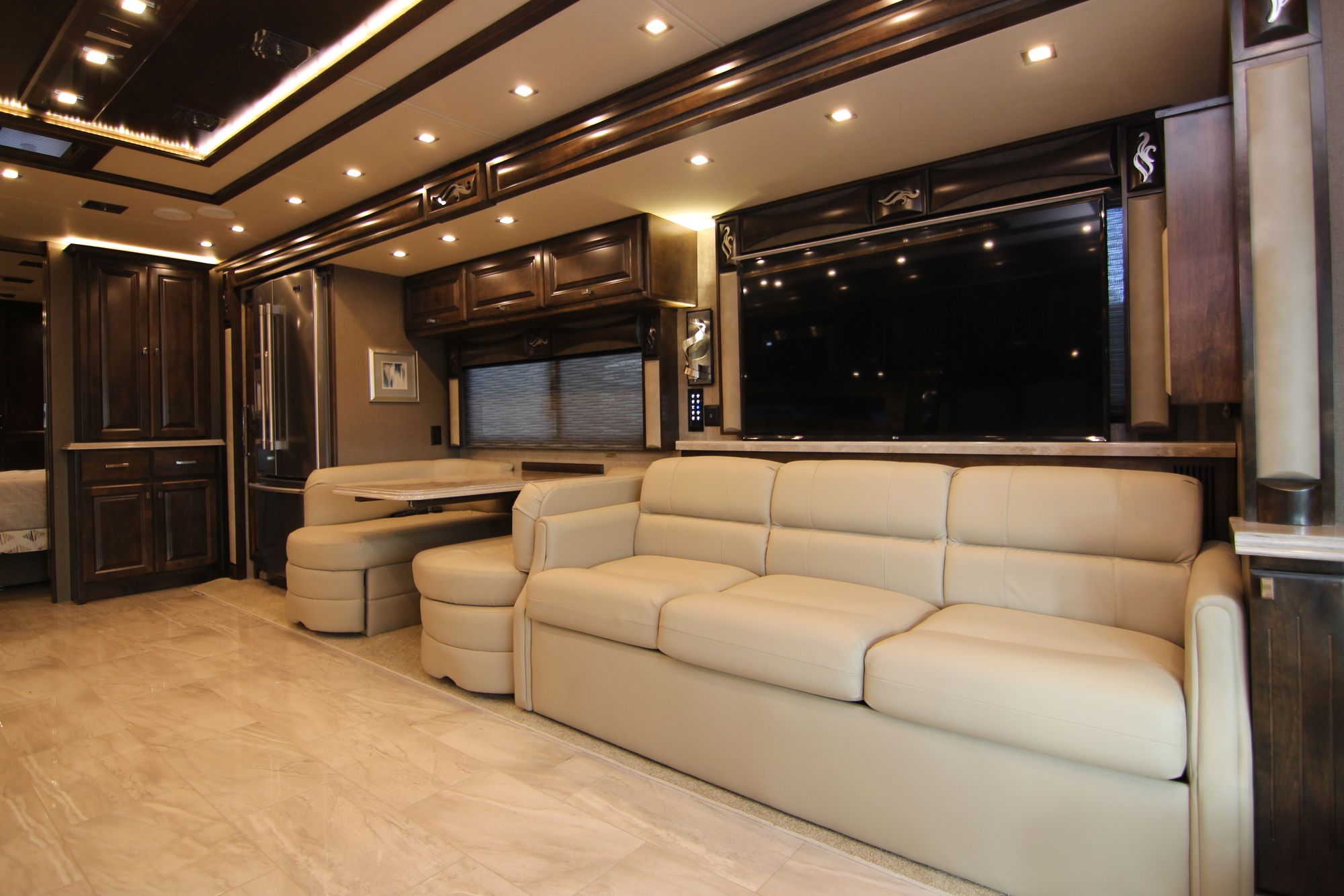 New 2019 Tiffin Motor Homes Phaeton 40QBH Class A  For Sale