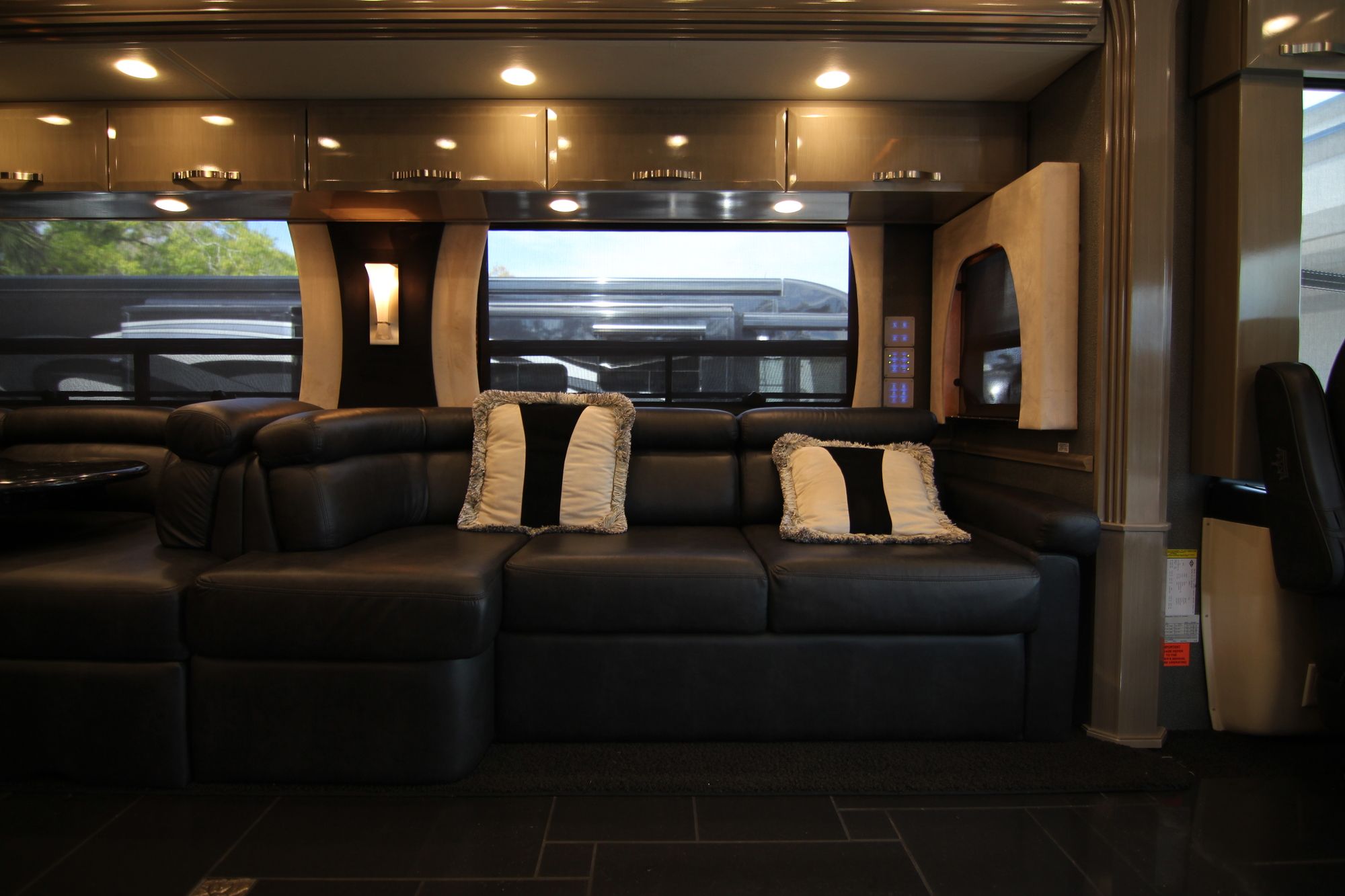 Used 2013 Newmar King Aire 4584 Class A  For Sale