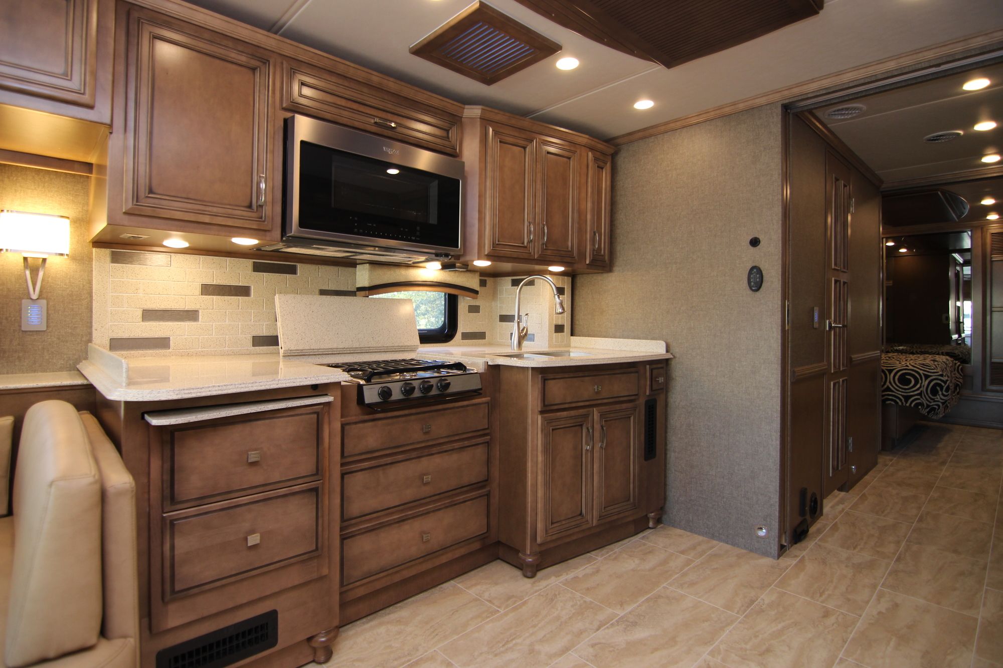 New 2019 Newmar Ventana Le 4045 Class A  For Sale