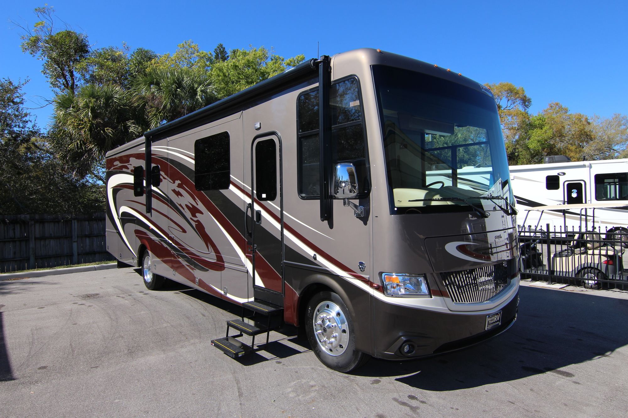 New 2019 Newmar Canyon Star 3646 Class A  For Sale