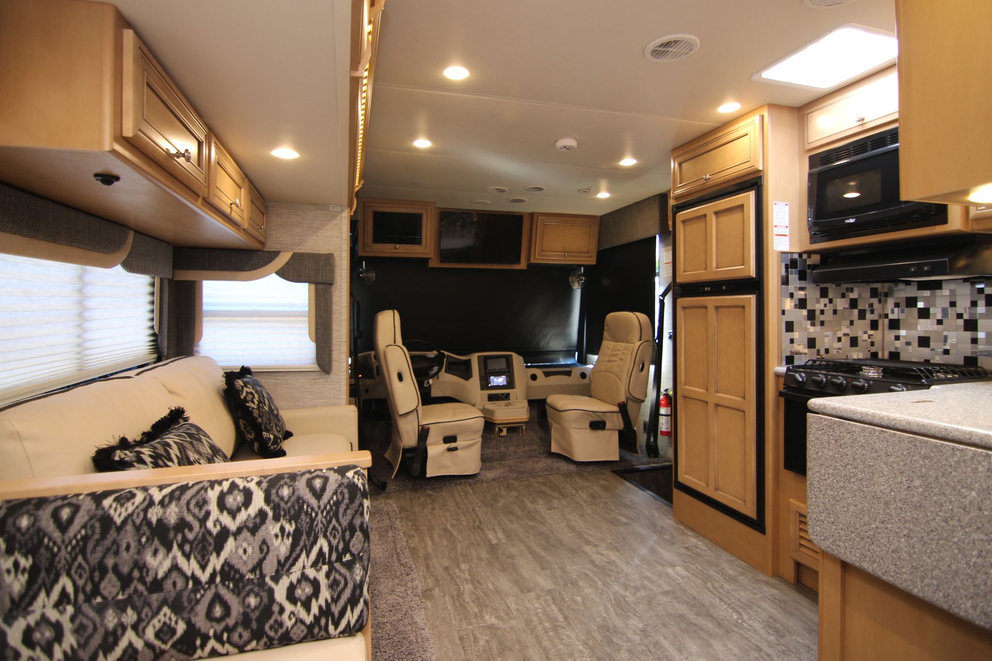 New 2019 Newmar Bay Star Sport 2702 Class A  For Sale