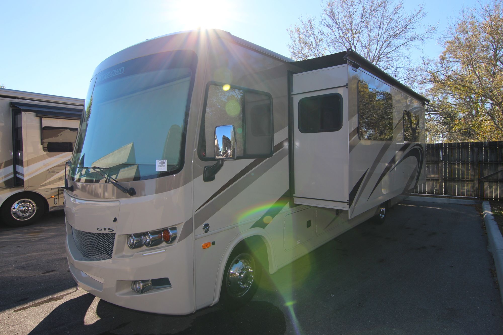 Used 2018 Forest River Georgetown 31L Class A  For Sale