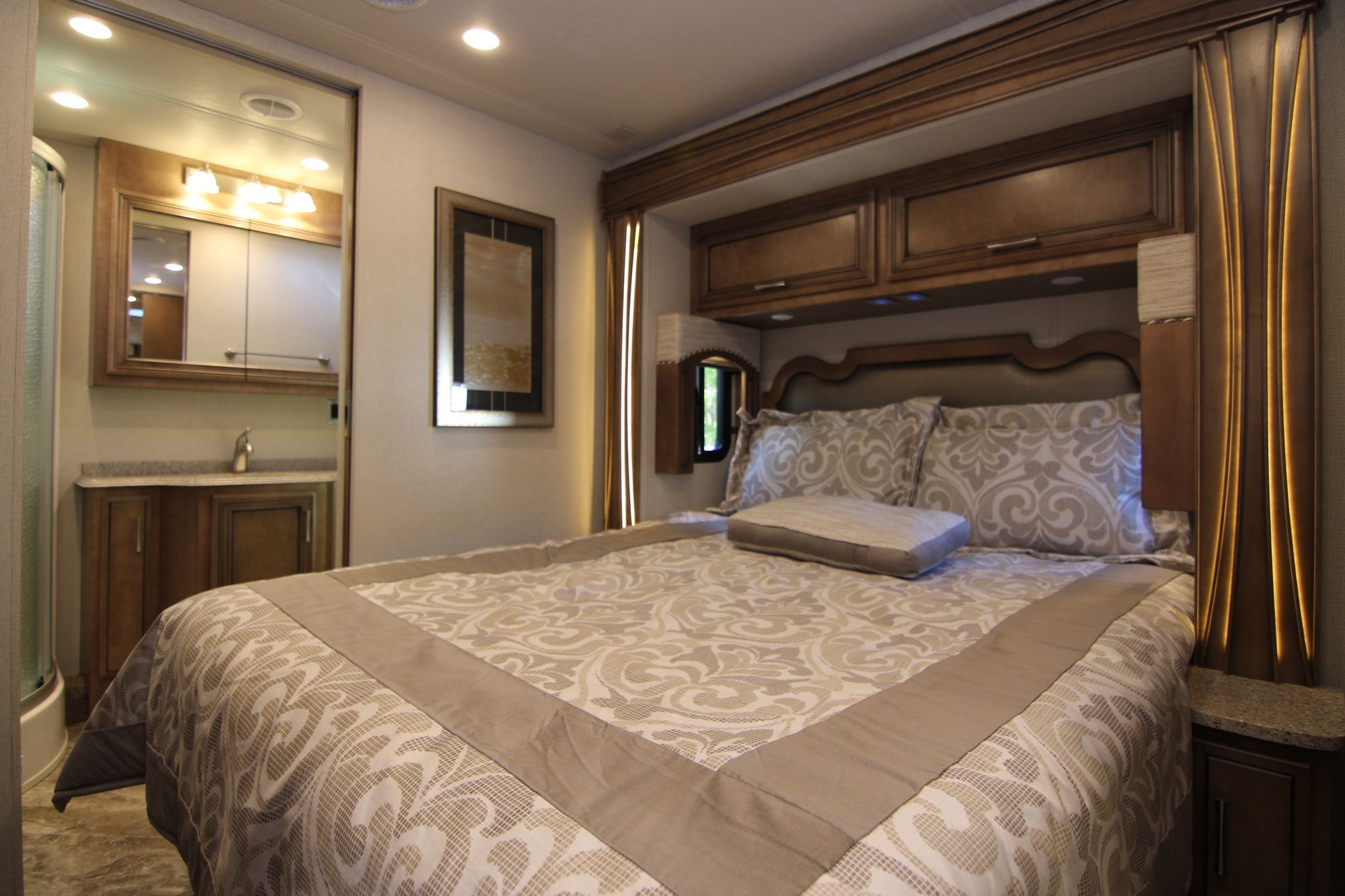 New 2019 Newmar Canyon Star 3646 Class A  For Sale