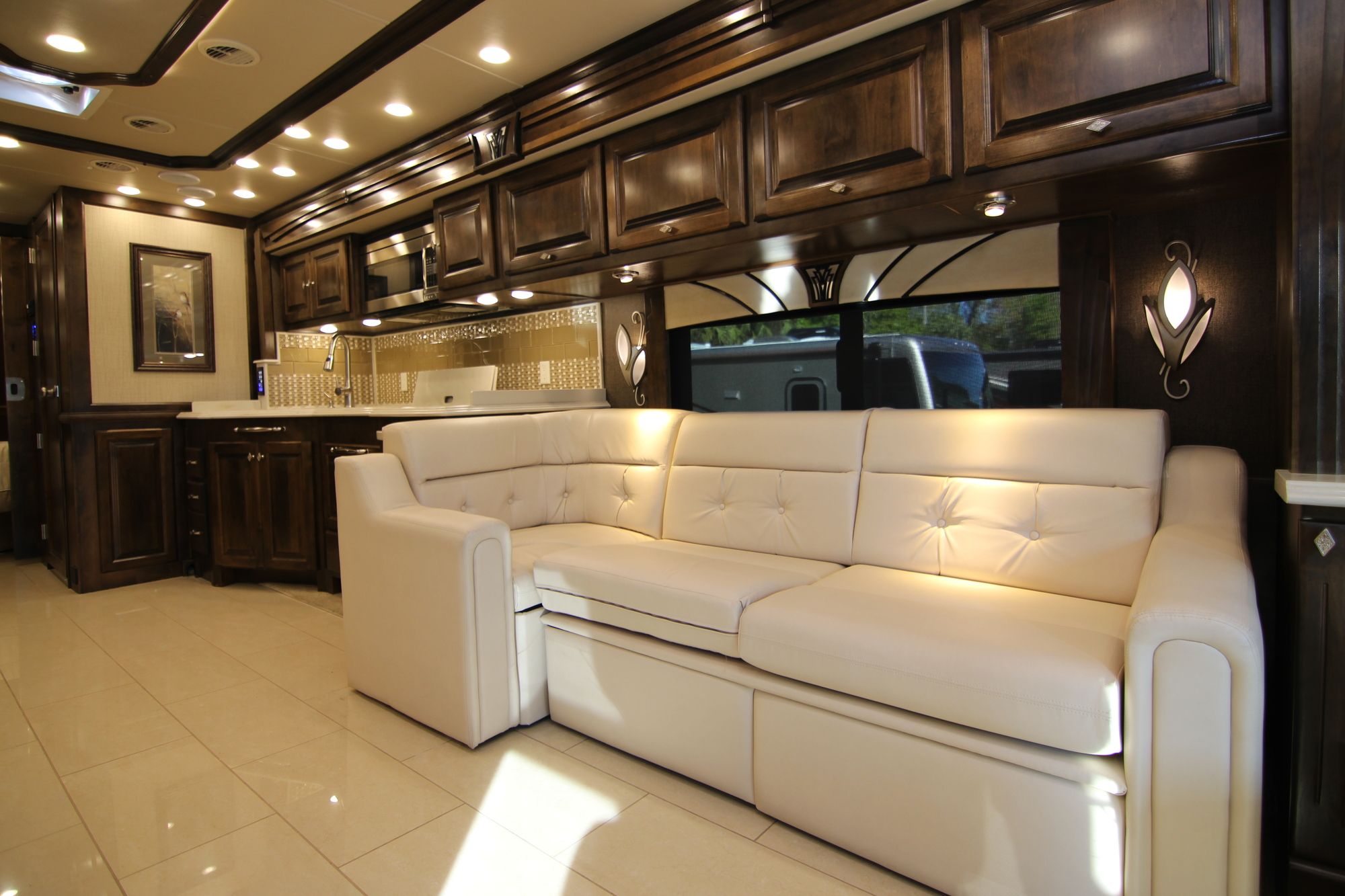 Used 2016 Tiffin Motor Homes Phaeton 44 OH Class A  For Sale