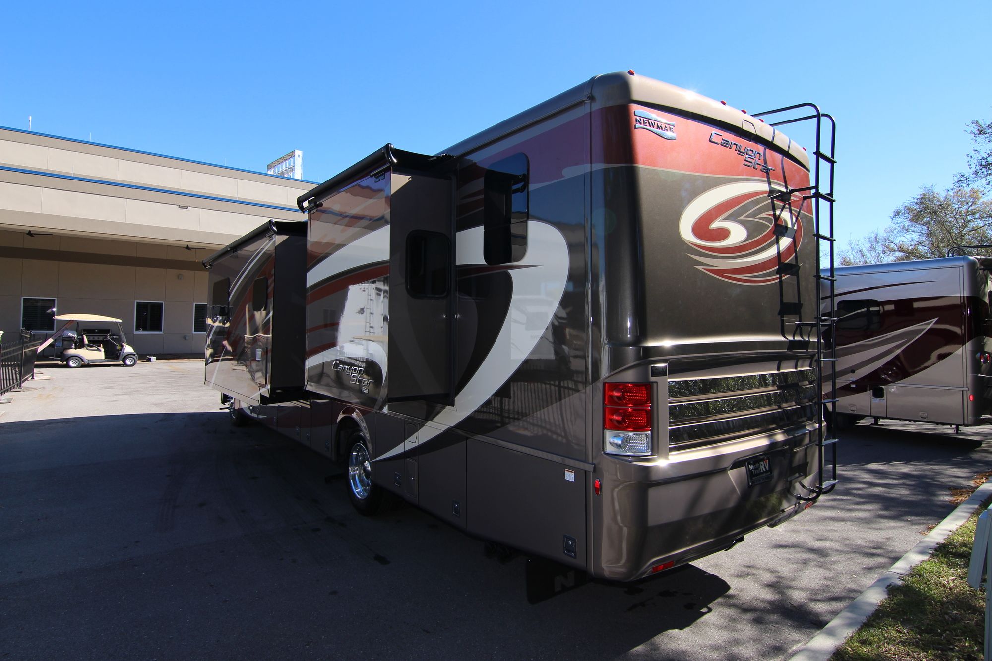 New 2019 Newmar Canyon Star 3646 Class A  For Sale