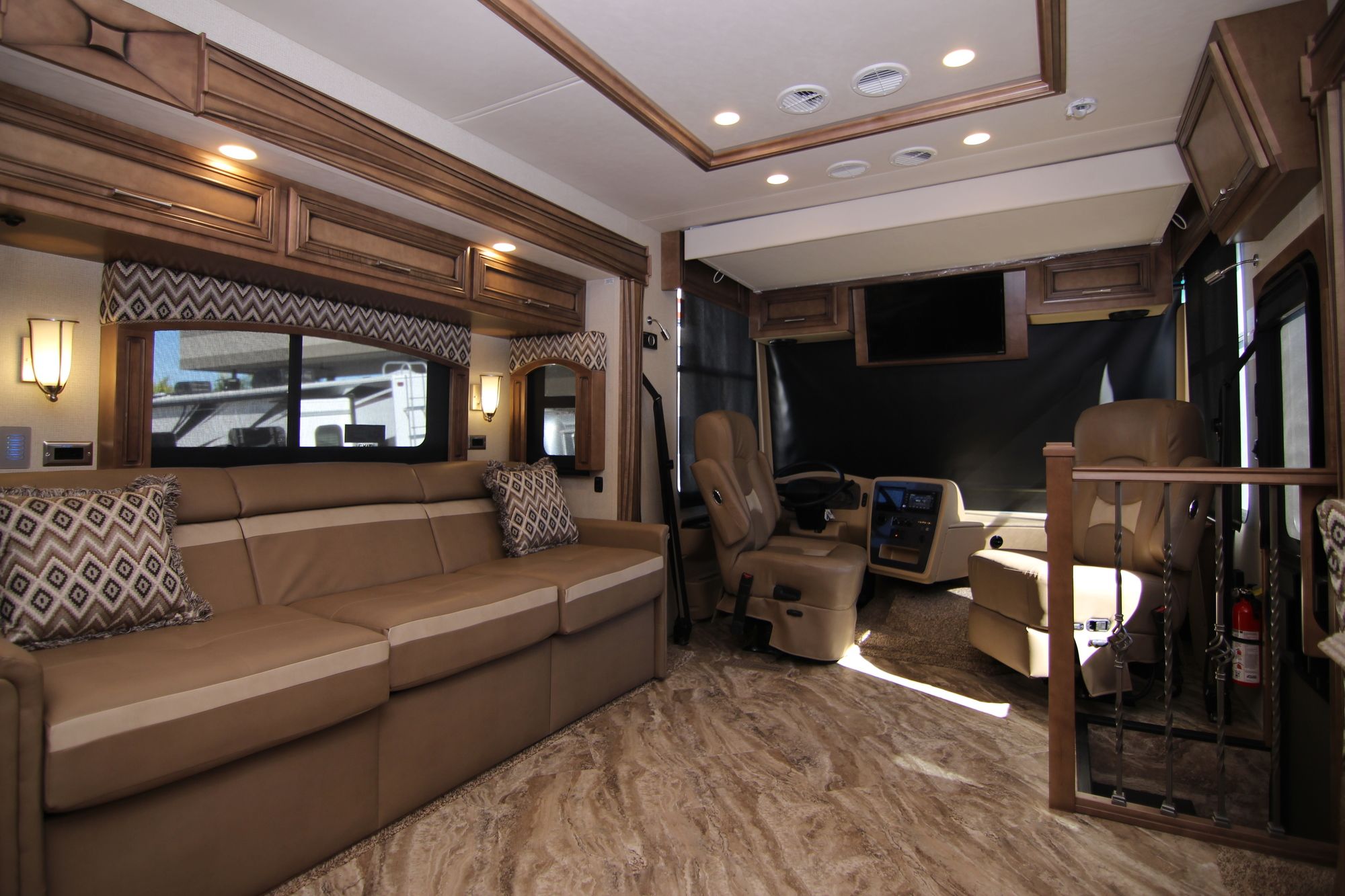New 2019 Newmar Canyon Star 3646 Class A  For Sale