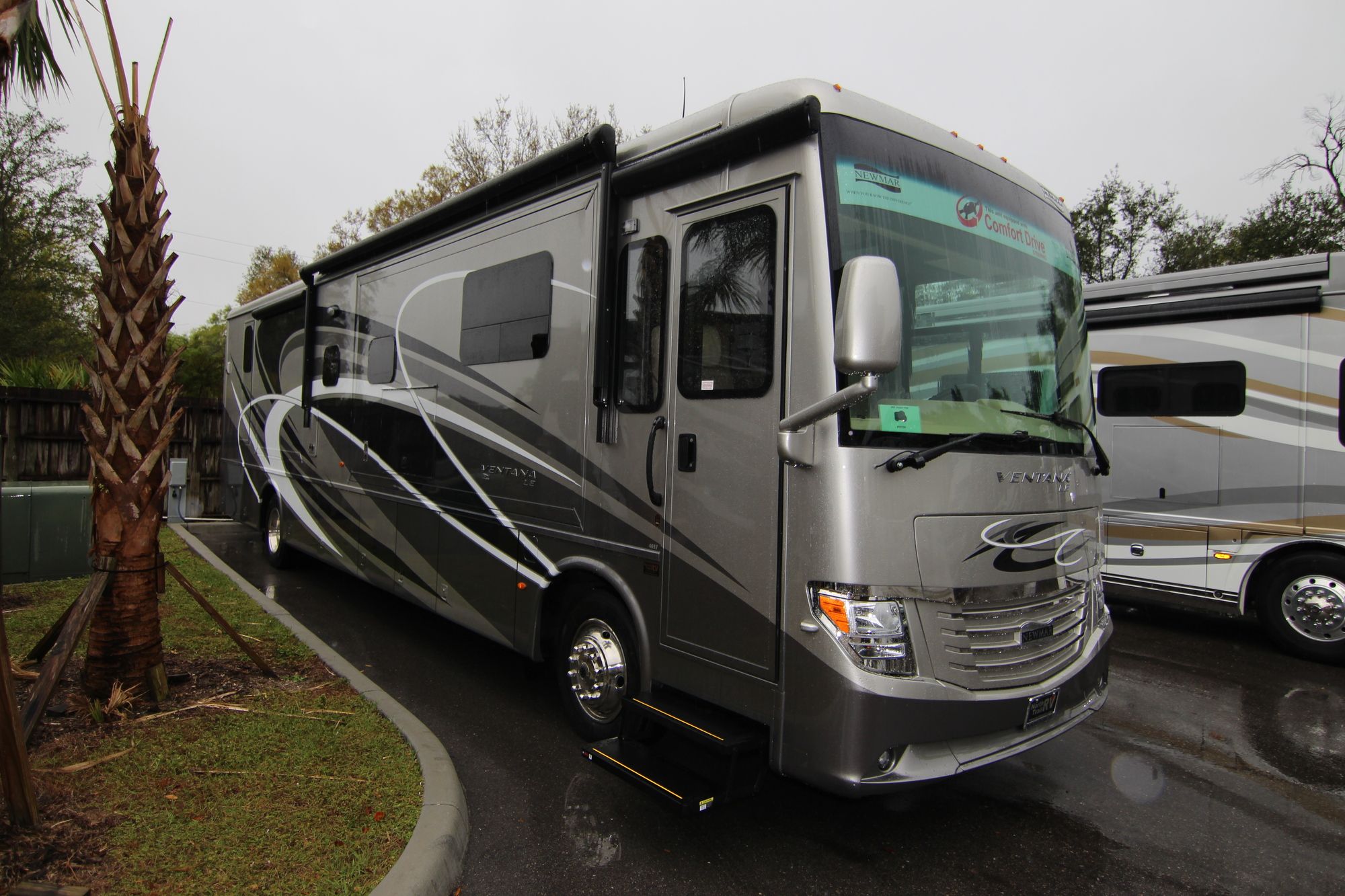 New 2019 Newmar Ventana Le 4037 Class A  For Sale