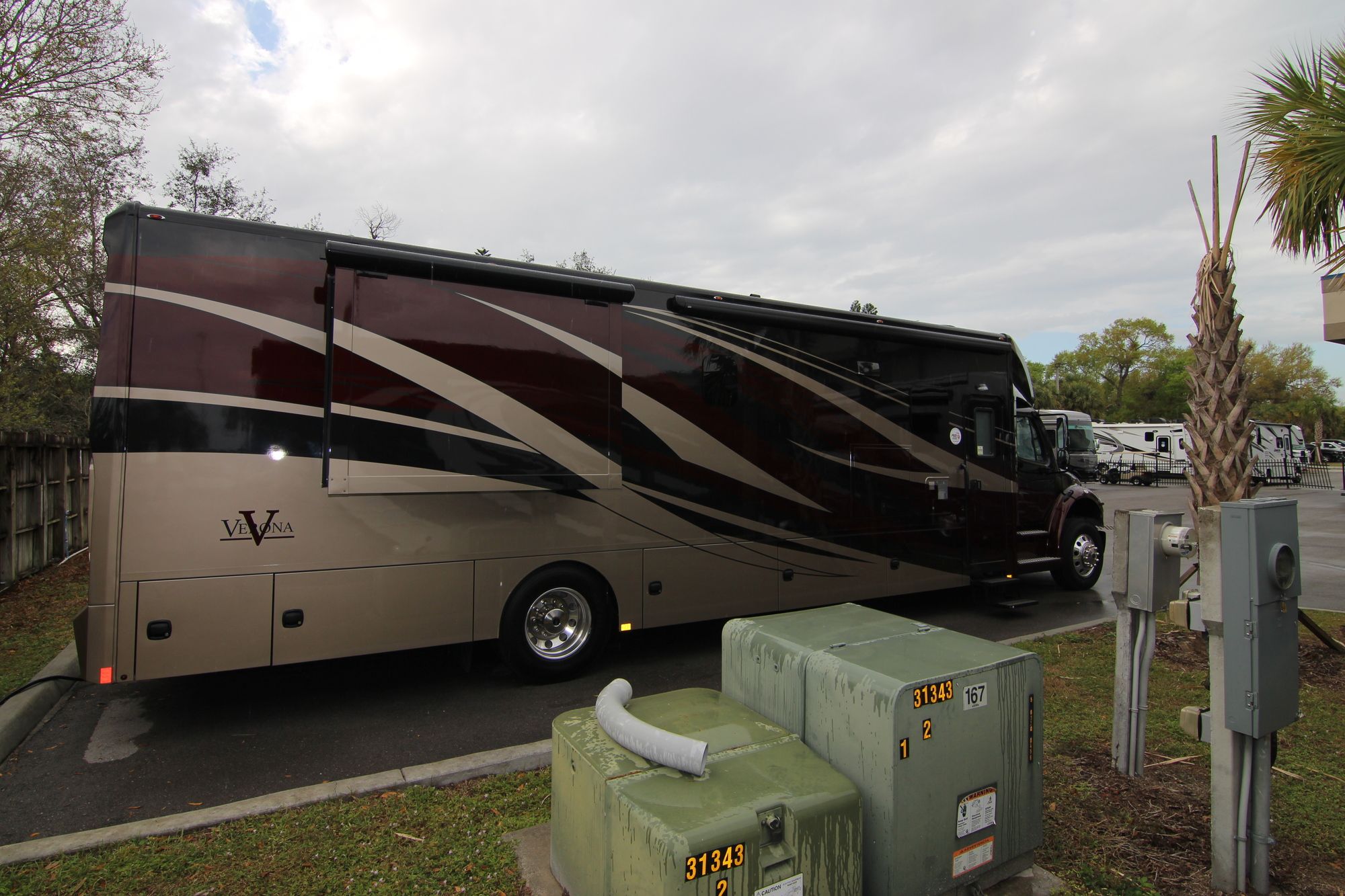 New 2019 Renegade Rv Verona 40VRB Class C  For Sale