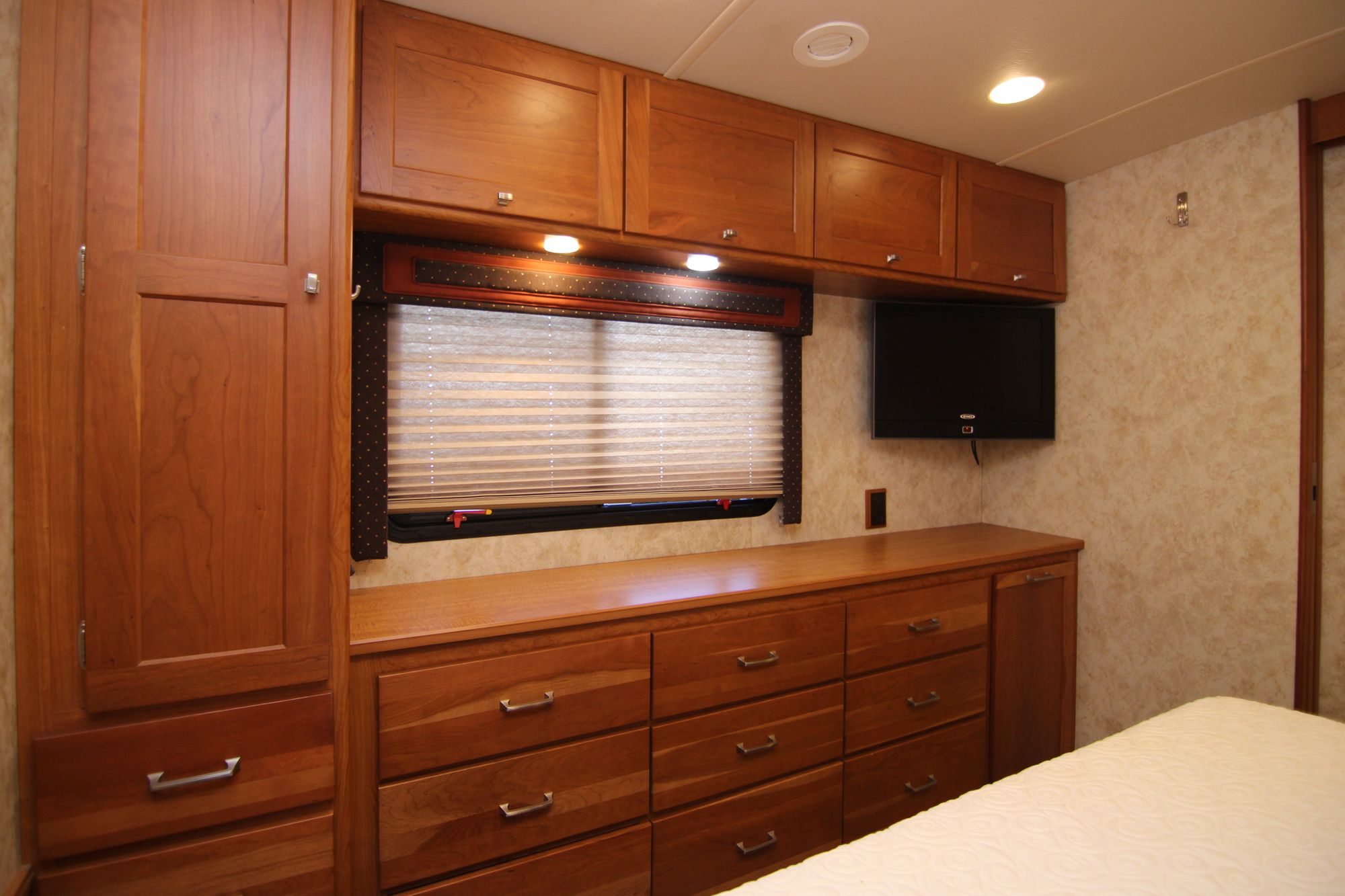 Used 2009 Itasca Suncruiser 35L Class A  For Sale