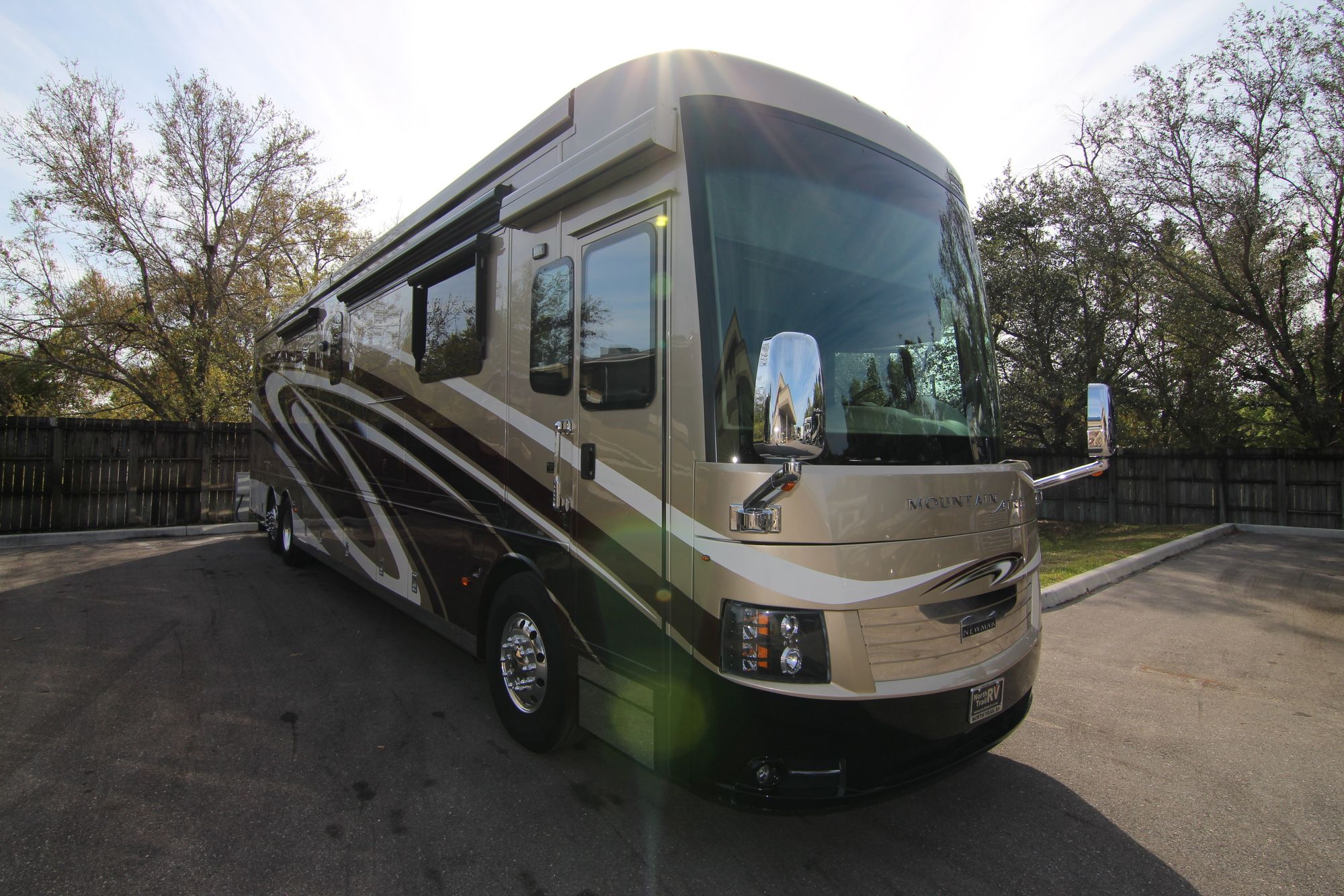 Used 2016 Newmar Mountain Aire 4553 Class A  For Sale